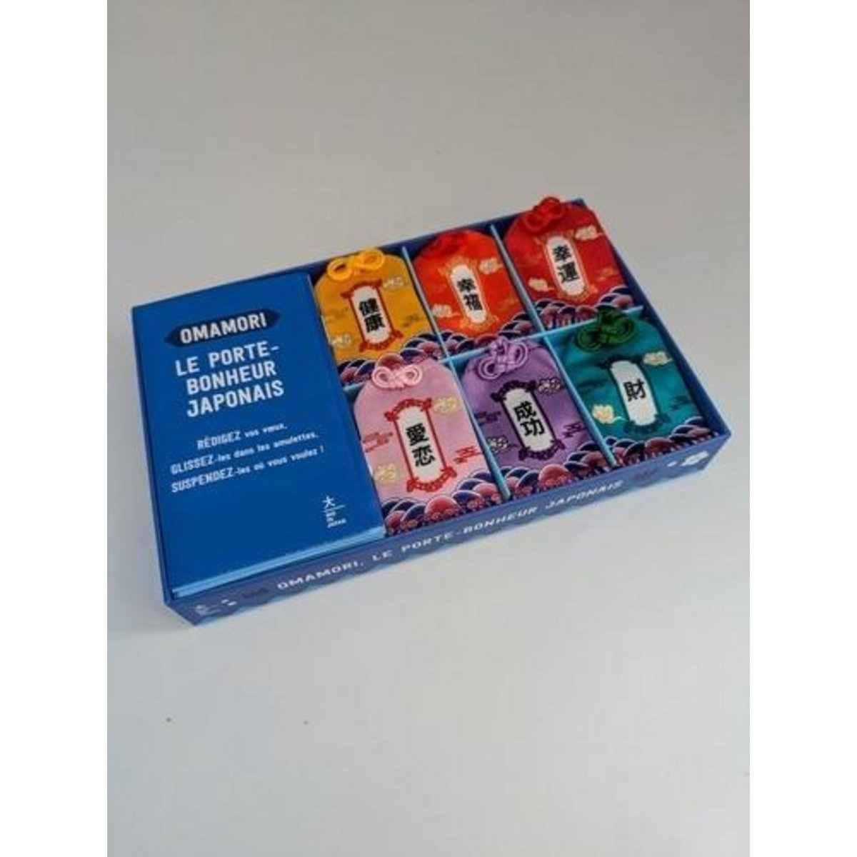 OMAMORI - LE PORTE-BONHEUR JAPONAIS. AVEC 6 AMULETTES, Hachette Pratique