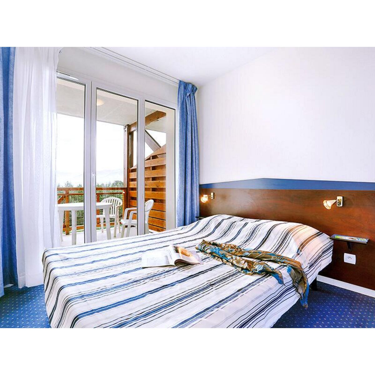 Smartbox Séjour charmant en famille - Coffret Cadeau Séjour