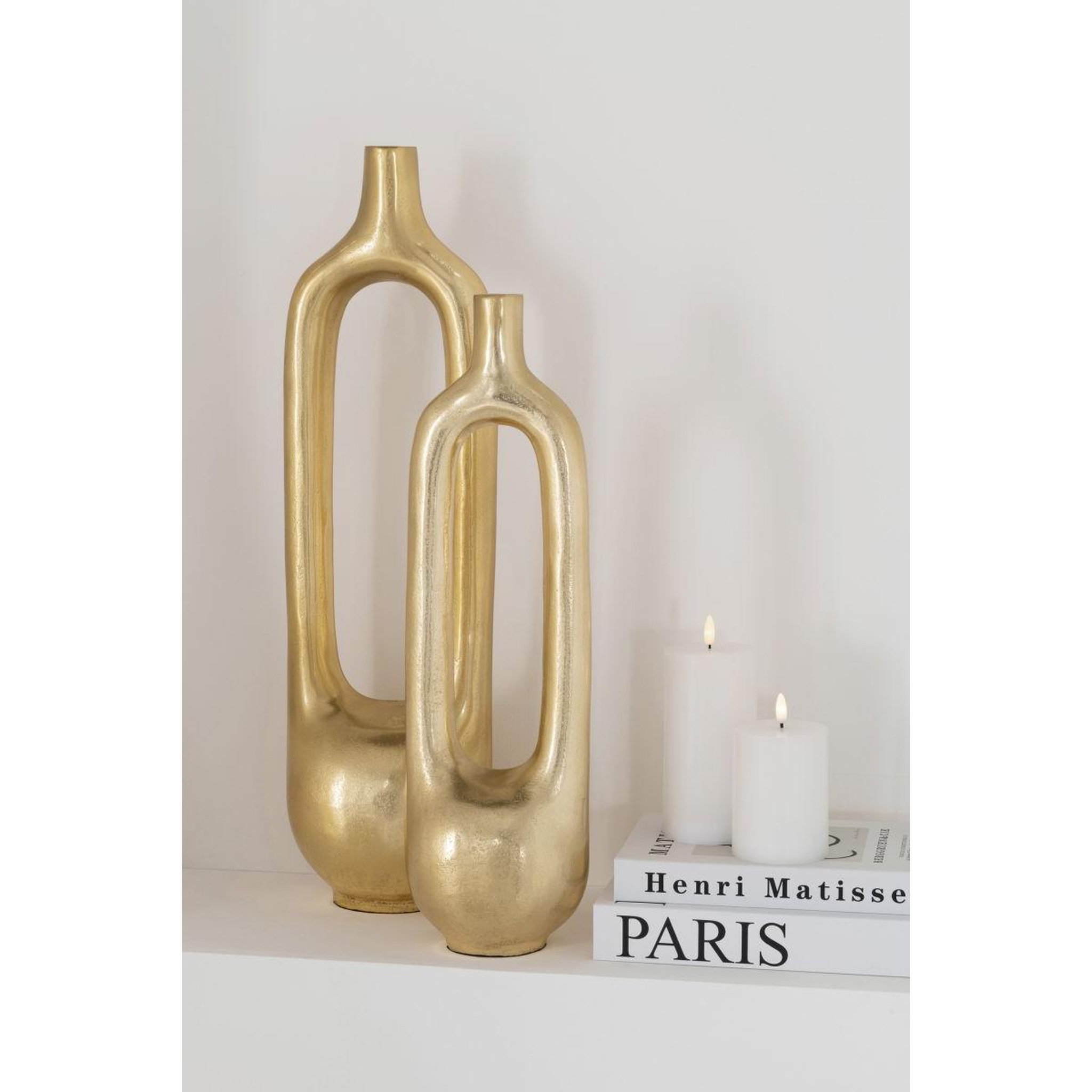 Voir la diapositive 3 : J-LINE Vase design en métal  creux  62cm doré