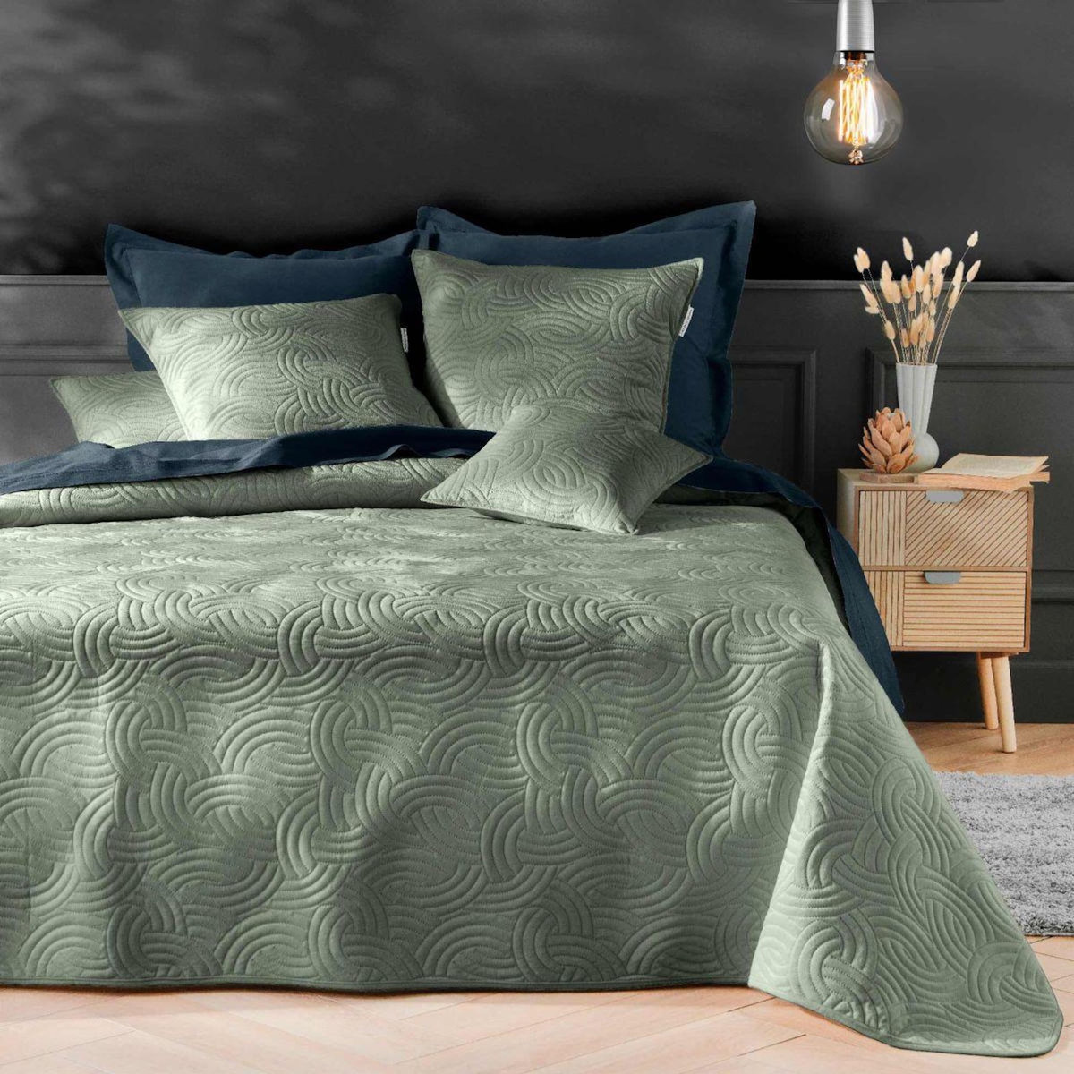 Paris Prix Couvre-Lit & 2 Housses de Coussin  Solange  240x260cm Vert Cèdre