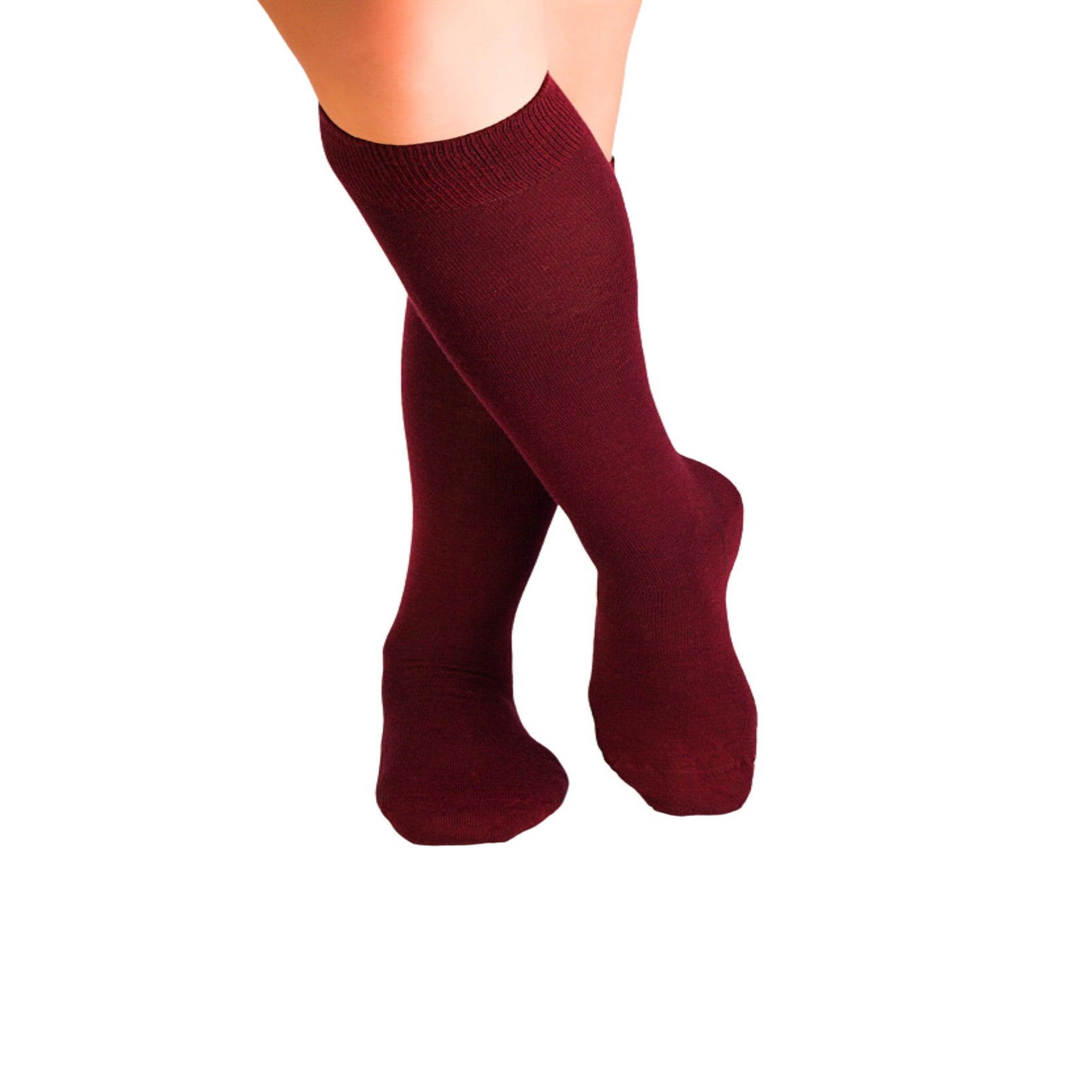 PIRIN HILL Chaussettes haut-mollet laine mérinos & coton bordeaux. Coloris disponibles : Rouge
