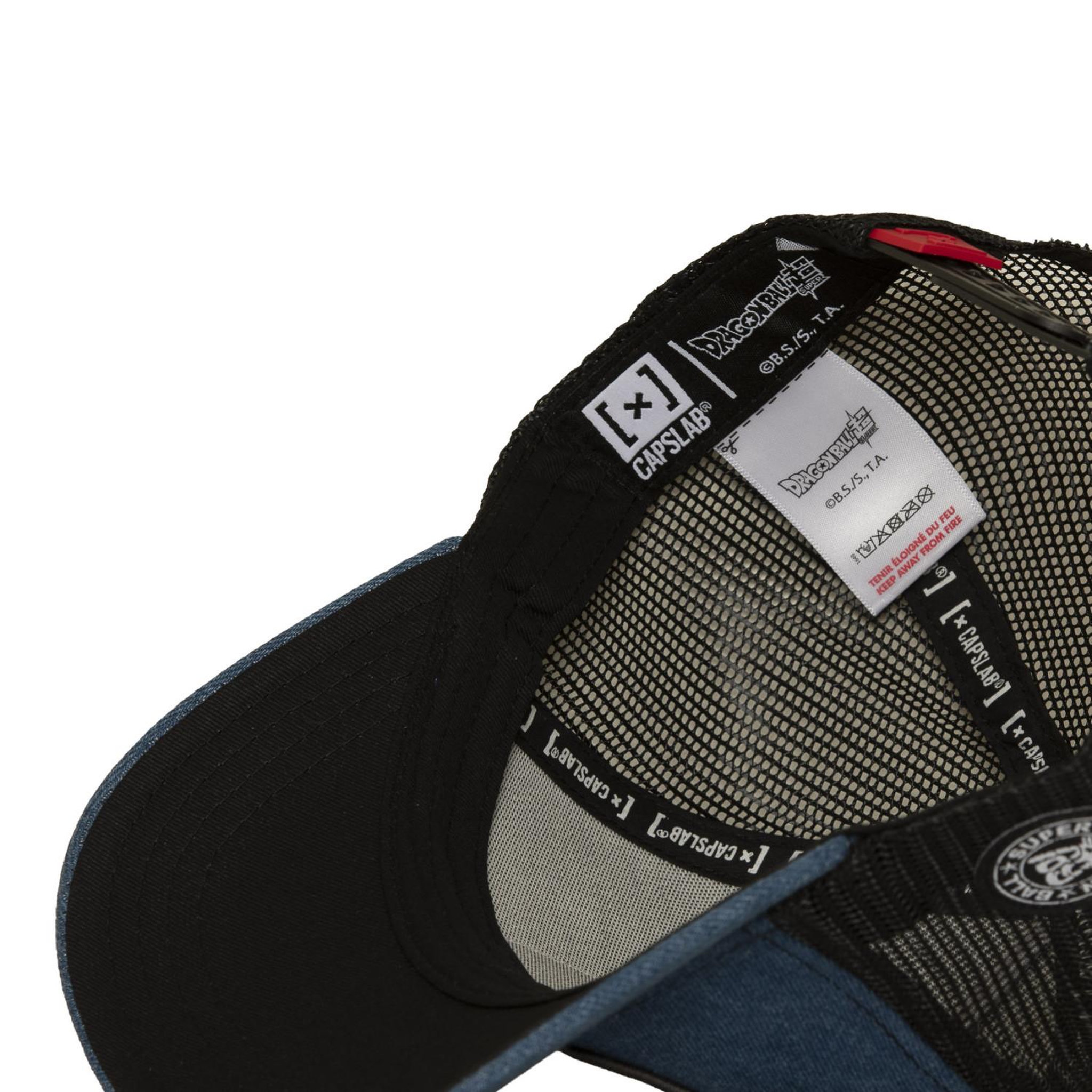 Voir la diapositive 6 : CAPSLAB Casquette trucker avec filet et patch dragon ball super trunks