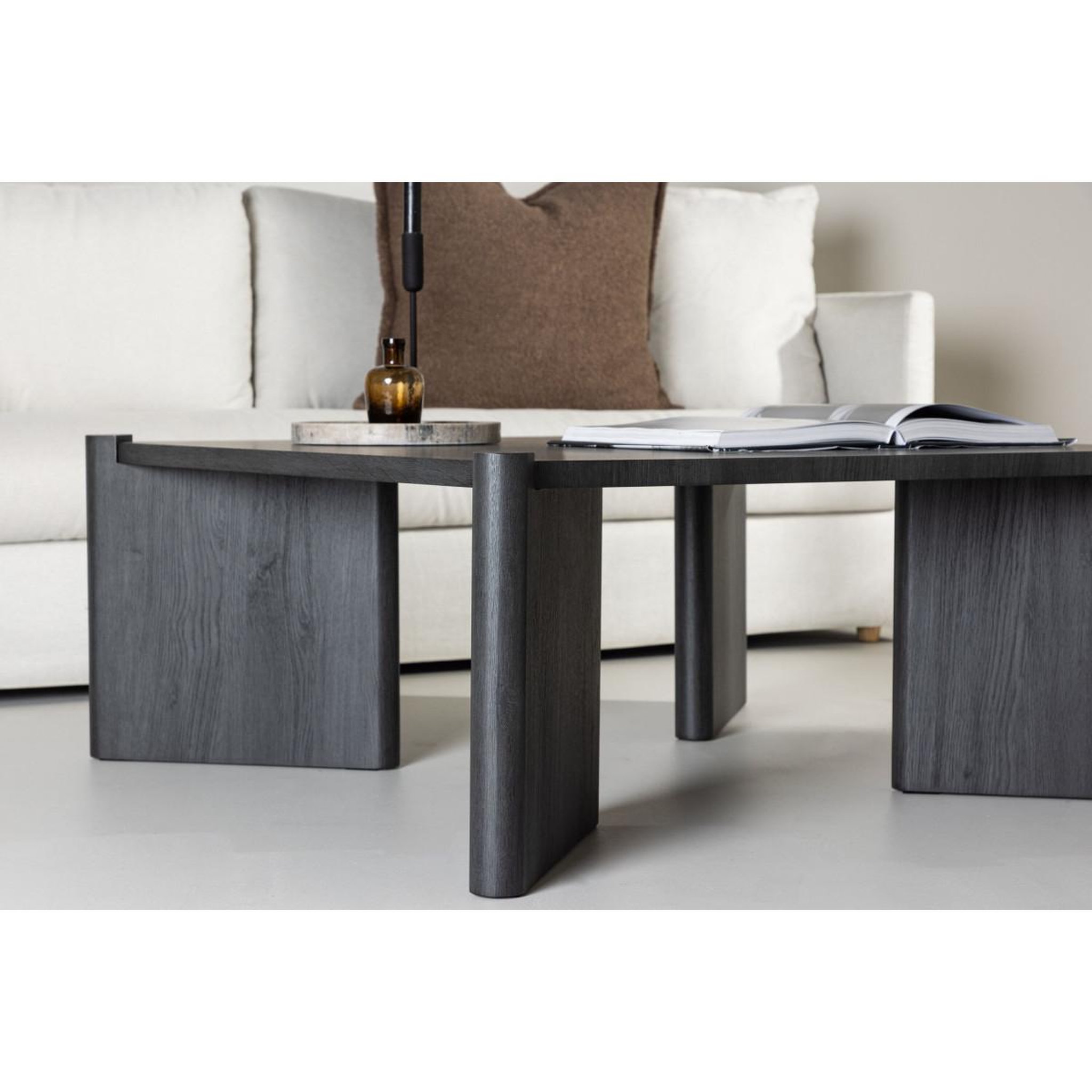 Voir la diapositive 5 : Paris Prix Table basse design  rogaland  100cm noir