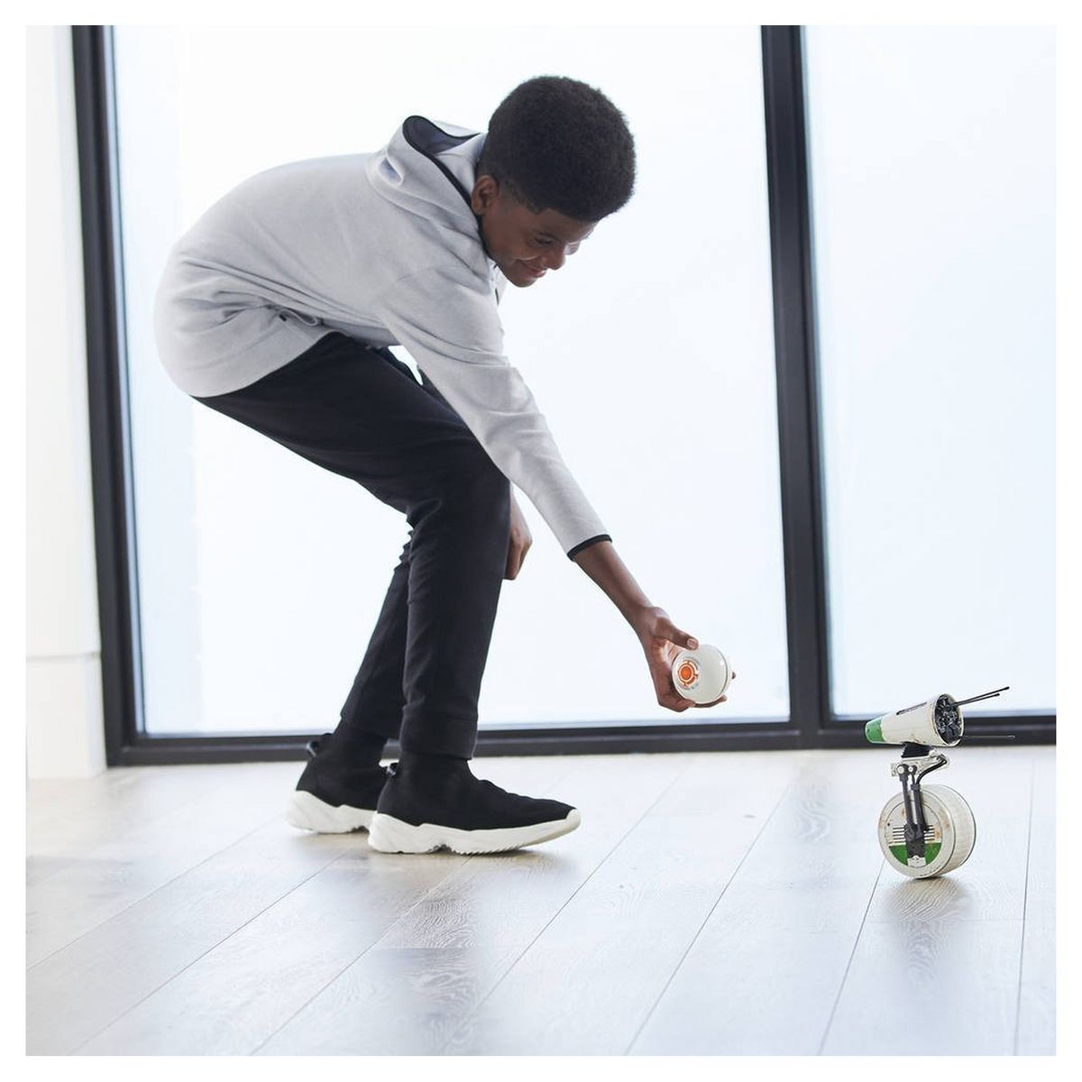 HASBRO Droïd radiocommandé D-O Star Wars