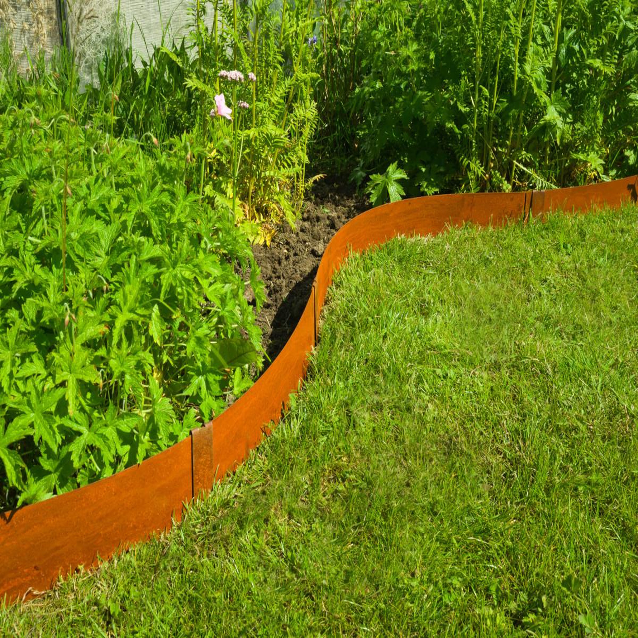 Voir la diapositive 3 : NATURE 3 bordures de jardin acier galvanisé avec 4 ancres incluses, 3 lattes de 91,4  x H10,2 cm soit 2,64 m - Corten - Nature