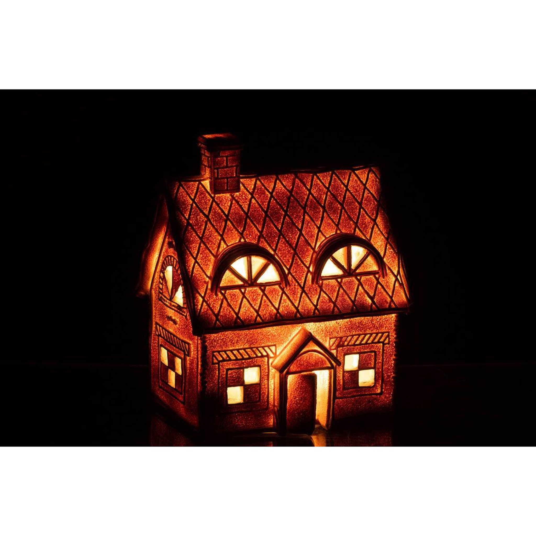 Voir la diapositive 3 : J-LINE Décoration de noël  maison pain d'épice  22cm marron