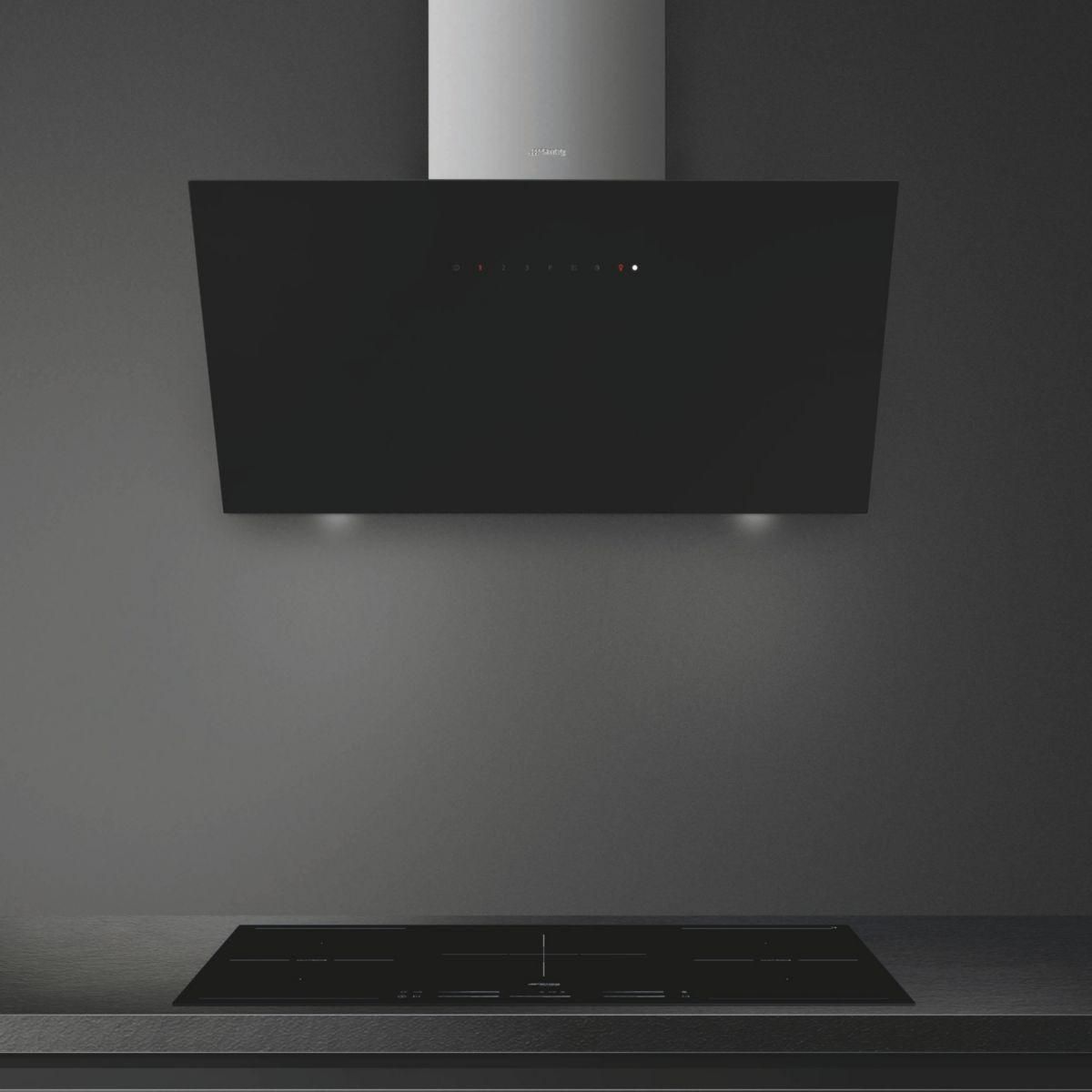 SMEG Hotte décorative murale inclinée KICV90BL2