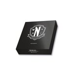 Panini Coffret de 40 Cartes à collectionner avec 5 cartes XXL Panini Wednesday Halloween