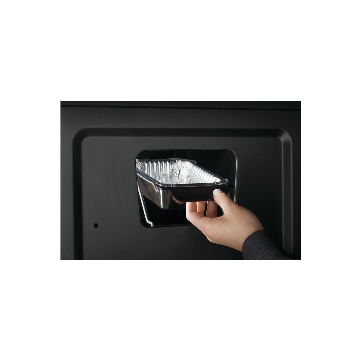 NAPOLEON Barbecue gaz Freestyle noir 4 bruleurs + 1 rechaud plat sur chariot,  60x45 cm