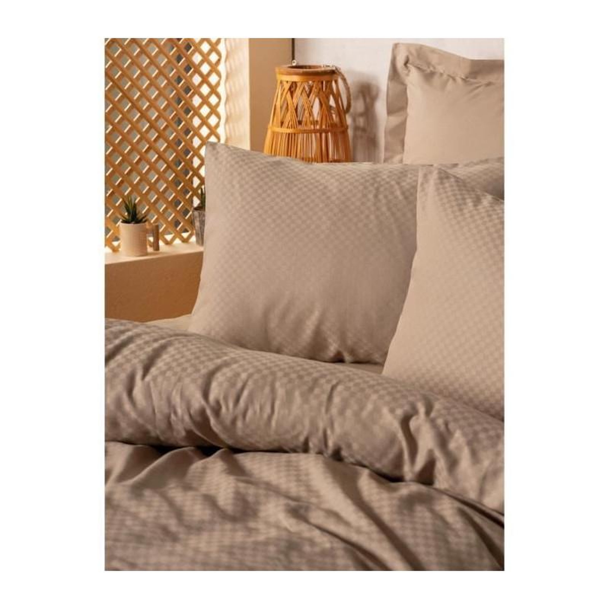 Voir la diapositive 2 : GENERIQUE Parure de lit - 129CTN64624 - 1 housse de couette 220 x 240 cm + 2 taies d'oreiller 60 x 60 cm - 100% coton ranforcé - Vison