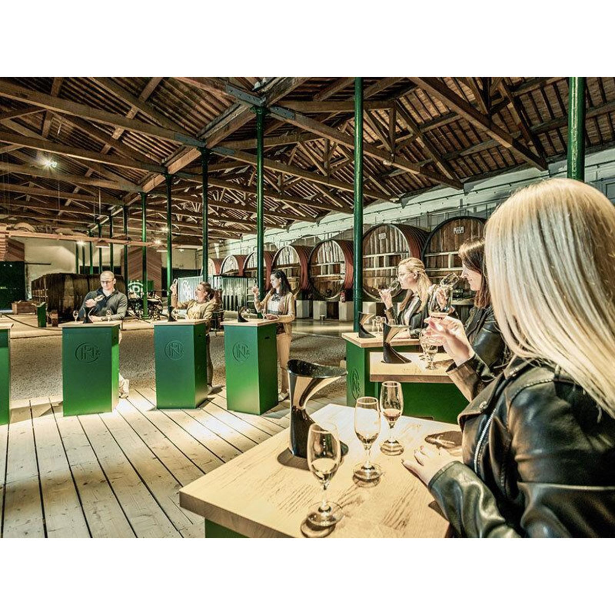 Smartbox Visite et dégustation autour du vermouth français avec la maison Bacardi - Coffret Cadeau Gastronomie