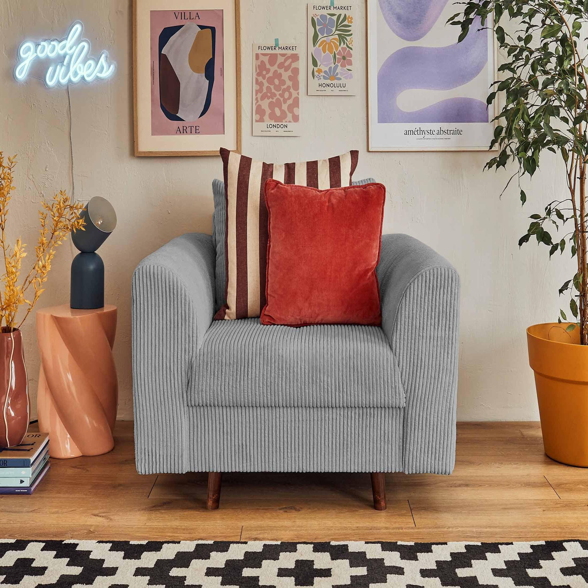 Voir la diapositive 2 : LISA DESIGN Rune - fauteuil - en velours côtelé