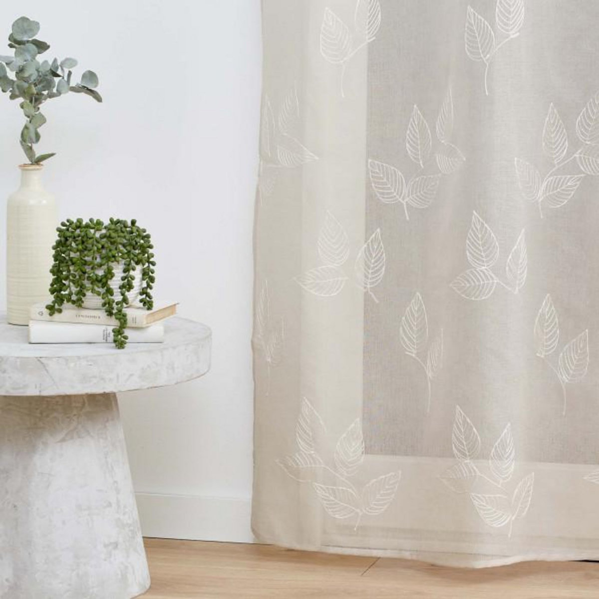 Paris Prix Rideau Voilage à Œillets Brodés  Berry  140x240cm Taupe