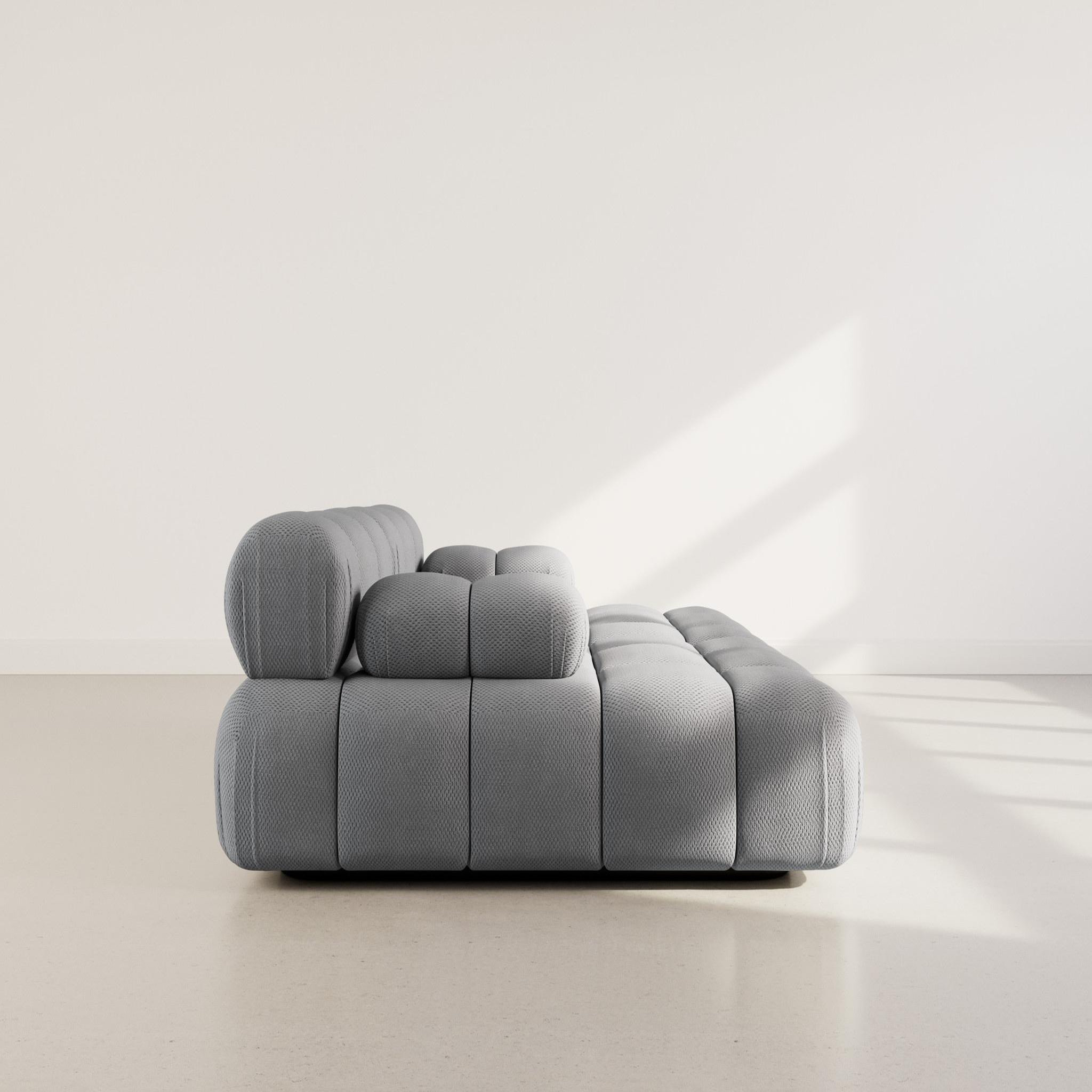 Voir la diapositive 6 : LISA DESIGN Ruby - canapé droit 4 places avec double méridienne - assise profonde - en velours texturé