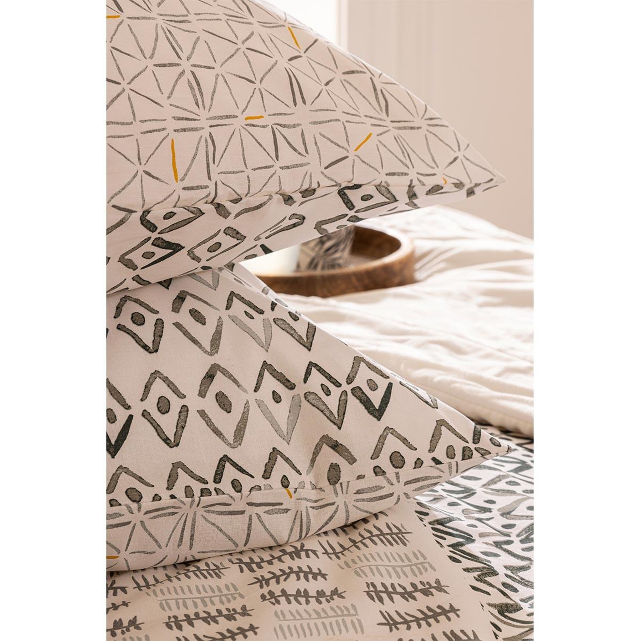 Voir la diapositive 3 : ATMOSPHERA Parure de lit 3 pièces  aquar  240x220cm multicolore