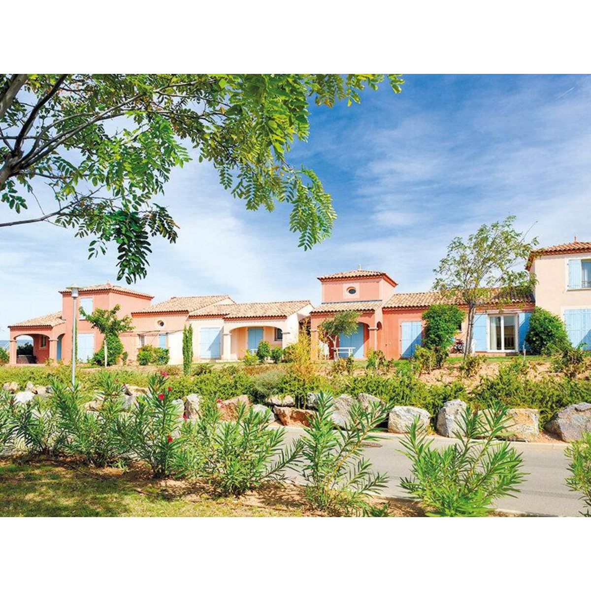 Smartbox Séjour d'une nuit sans petit-déjeuner avec Vacancéole - Coffret Cadeau Séjour