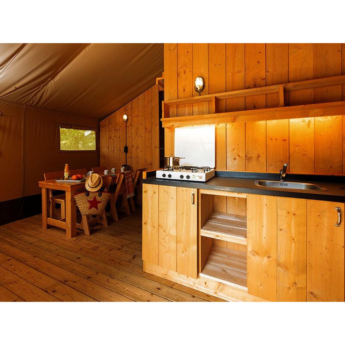 Smartbox 3 jours en famille en lodge dans un camping 4* avec dîners - Coffret Cadeau Séjour