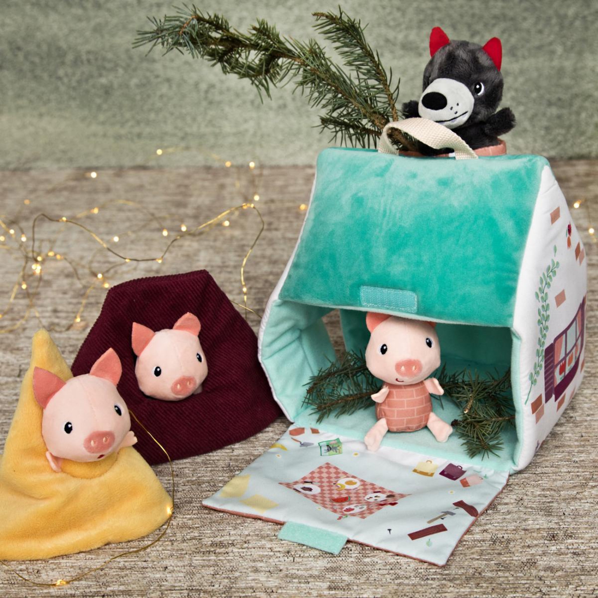 Voir la diapositive 2 : LILLIPUTIENS les 3 petits cochon et le loup
