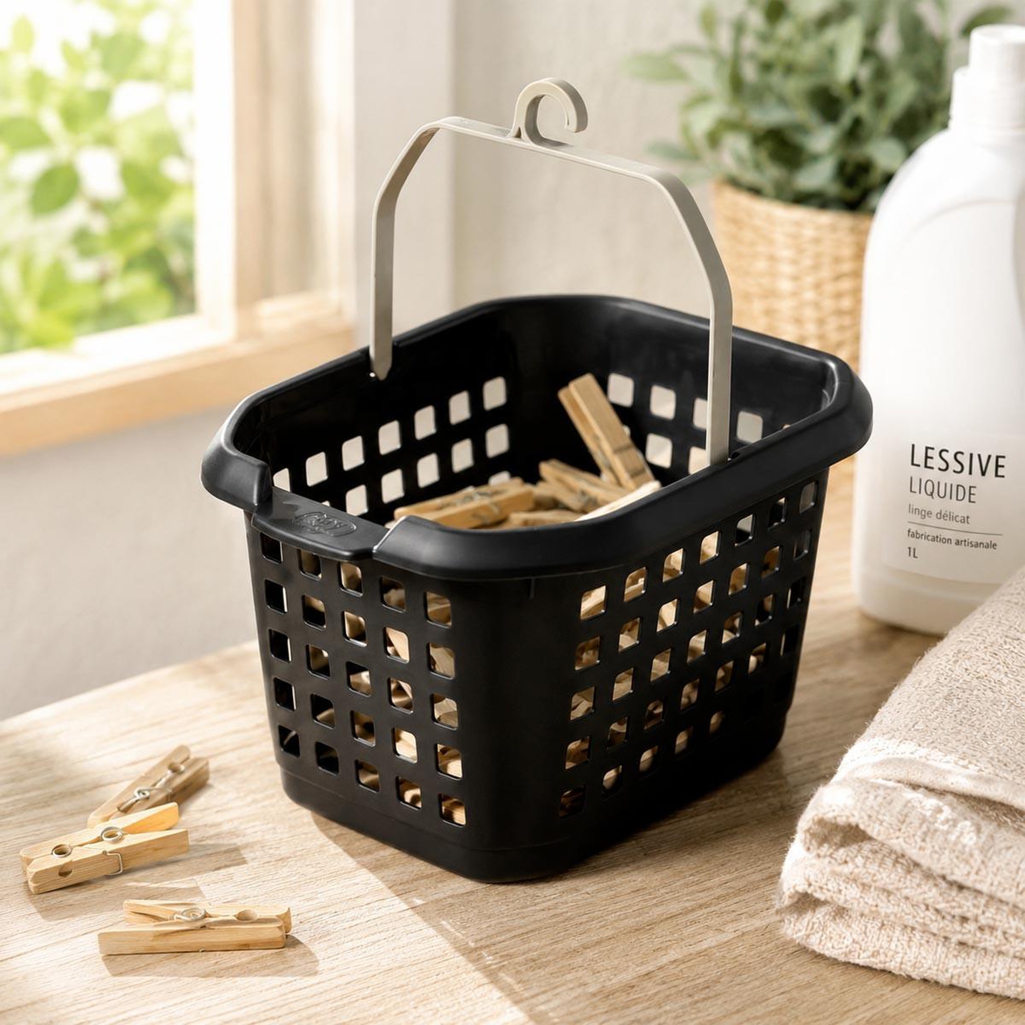 Voir la diapositive 2 : FIVE Panier pour pinces à linge  hugger  22cm gris