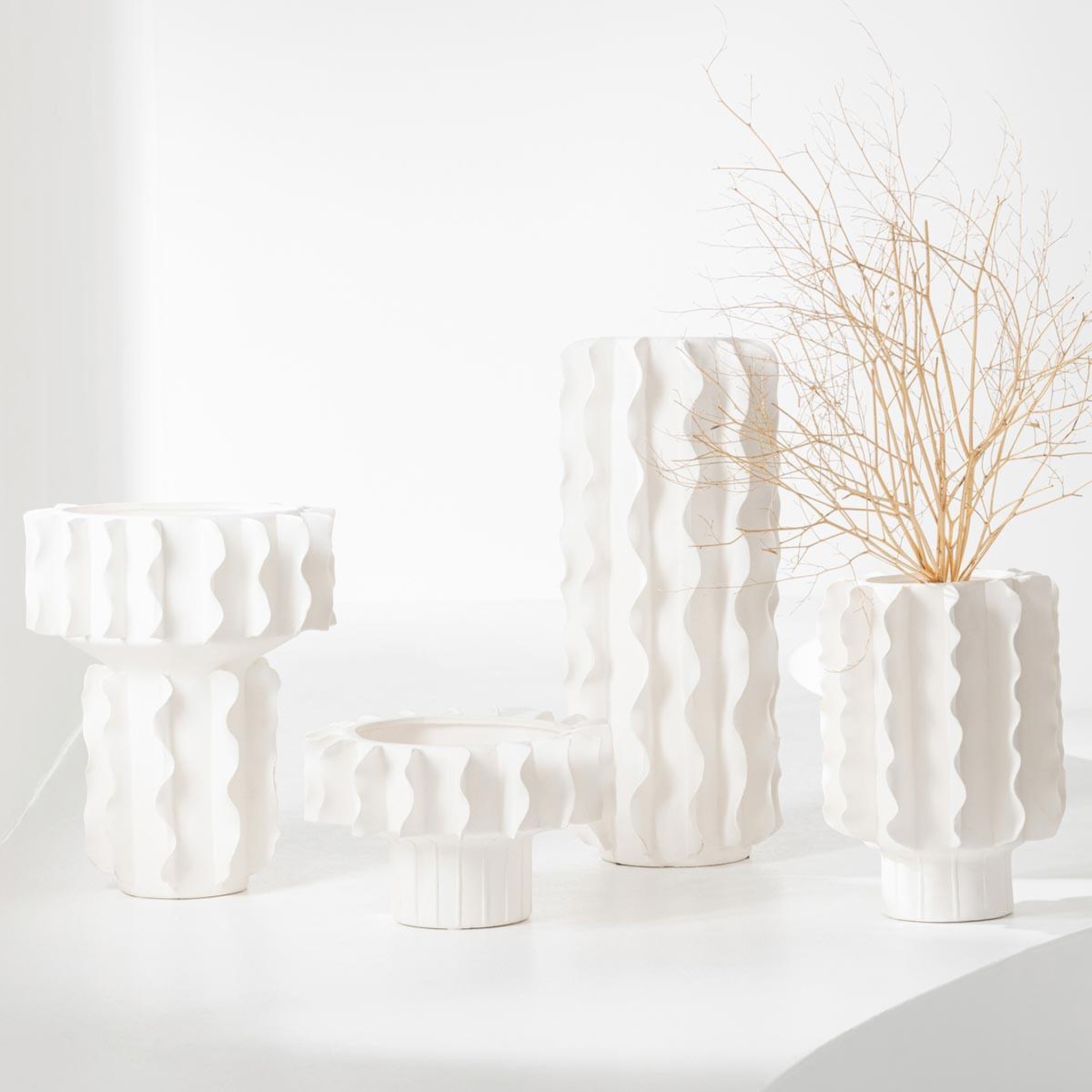 Voir la diapositive 3 : J-LINE Vase cylindrique en céramique  helix  44cm blanc
