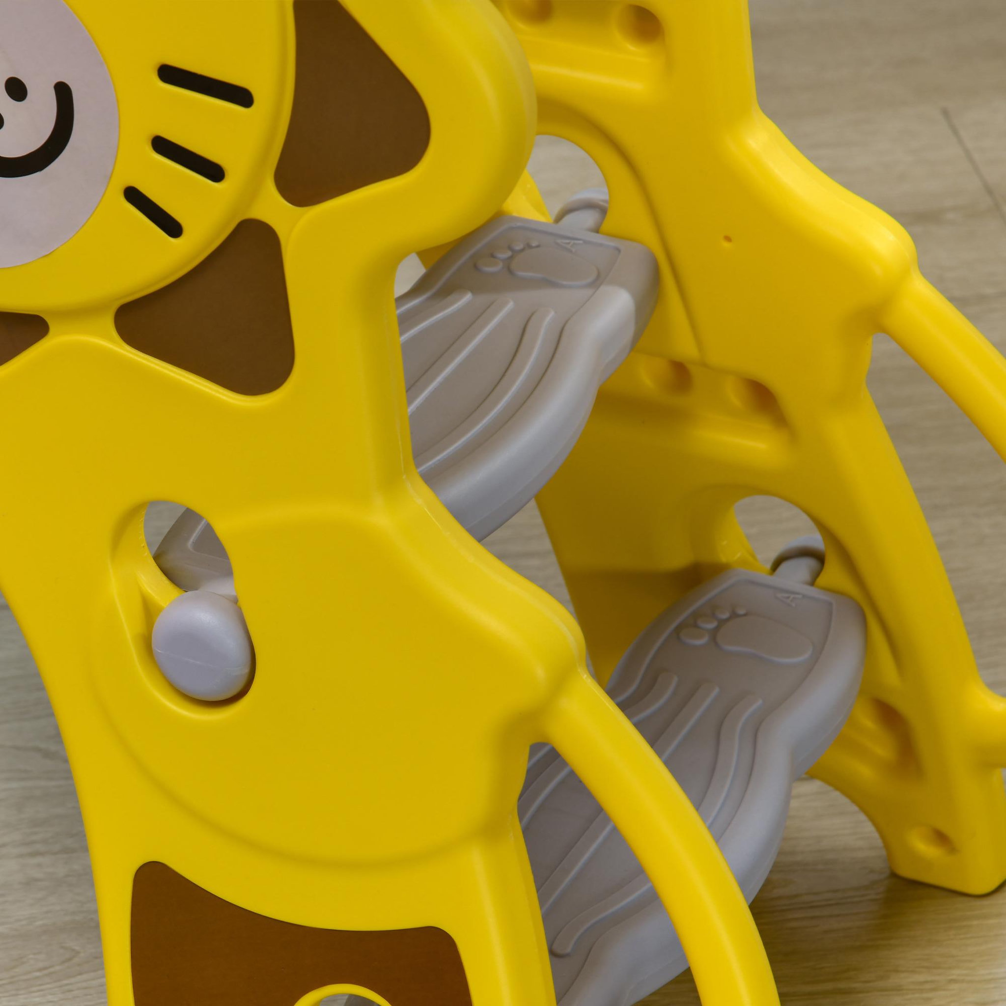 Voir la diapositive 5 : HOMCOM Toboggan enfant 18-36 mois - panier basket, ballon, pompe inclus - HDPE jaune gris