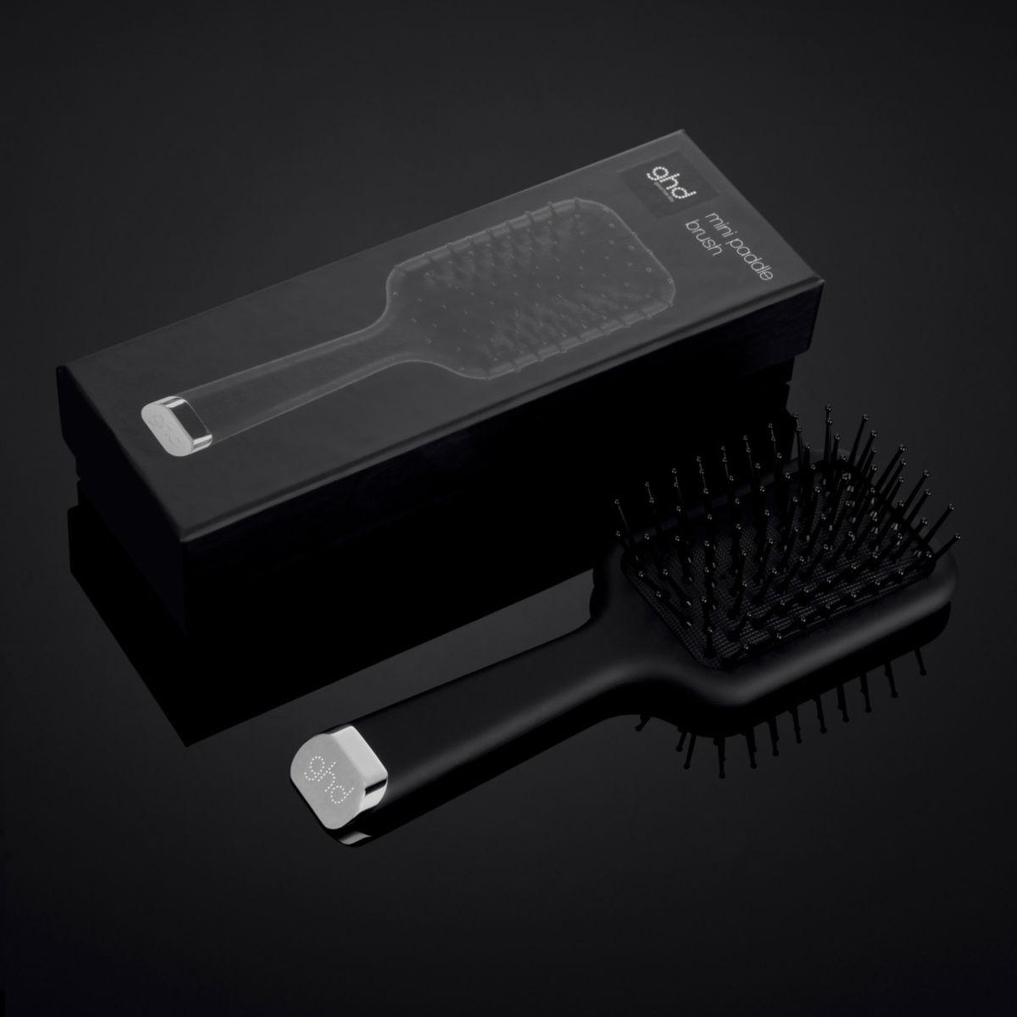 Voir la diapositive 2 : Ghd Brosse à cheveux mini plate the mini all rounder : format voyage pour un démêlage doux et brillant en déplacement