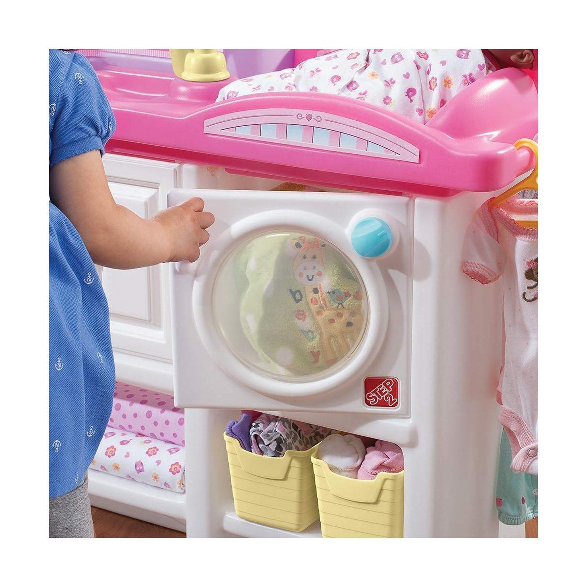 Voir la diapositive 3 : Step 2 Nursery Love and Care