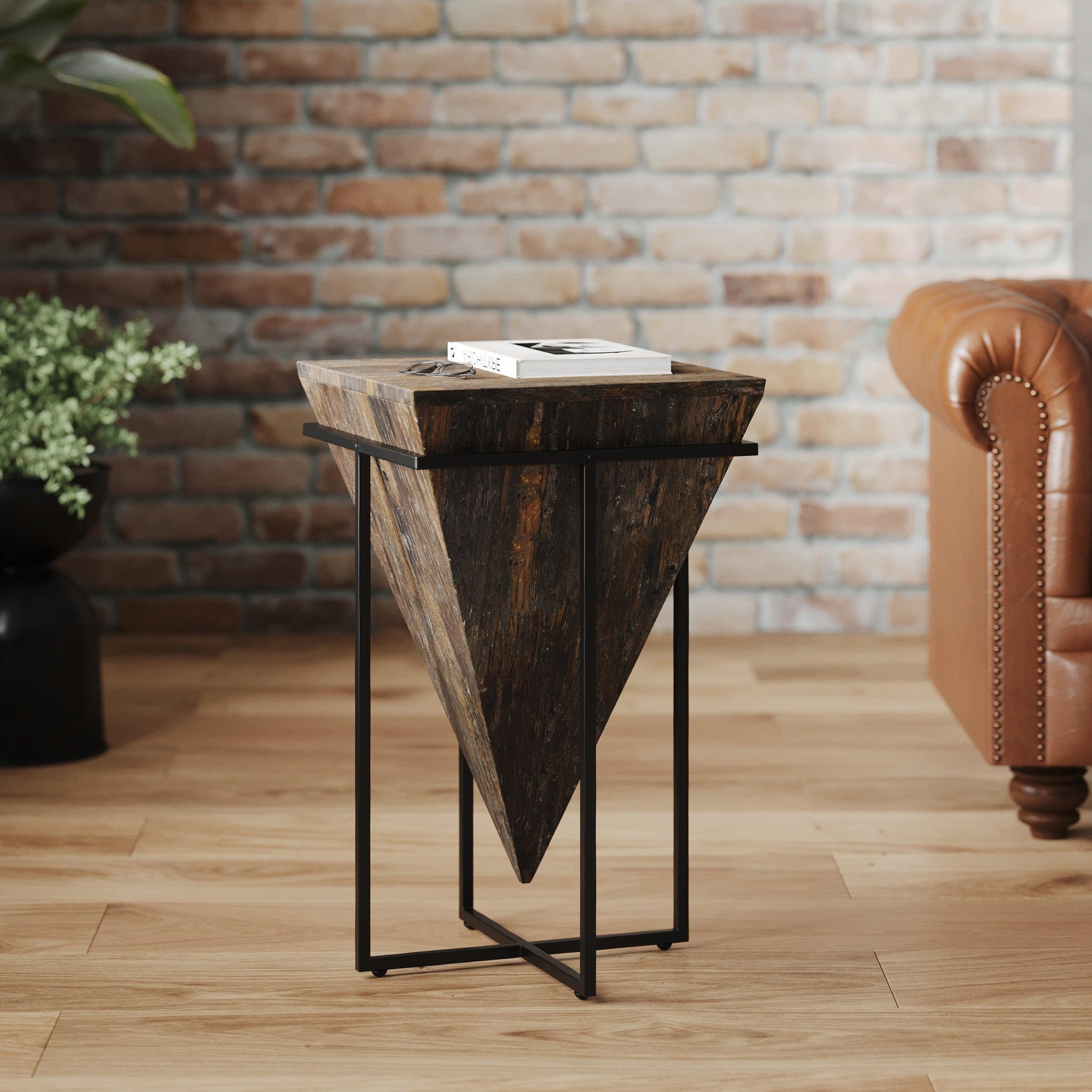 Voir la diapositive 2 : MAISON PAVANE Grande table d'appoint en bois et métal-shanghai