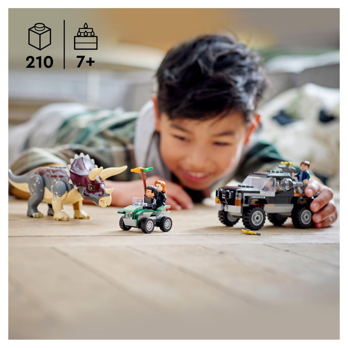 LEGO Jurassic World 76950 L&rsquo;Embuscade du Tricératops en Pick-up,  Dinosaure Jouet, et Voiture
