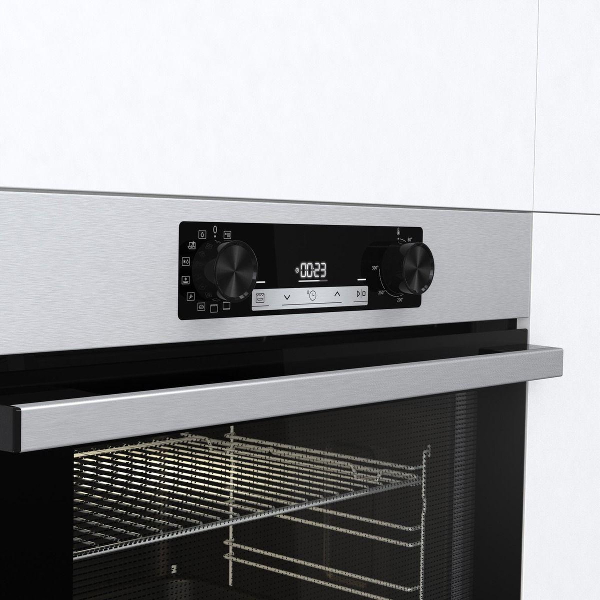 Voir la diapositive 5 : Hisense Four encastrable BI64213EPX