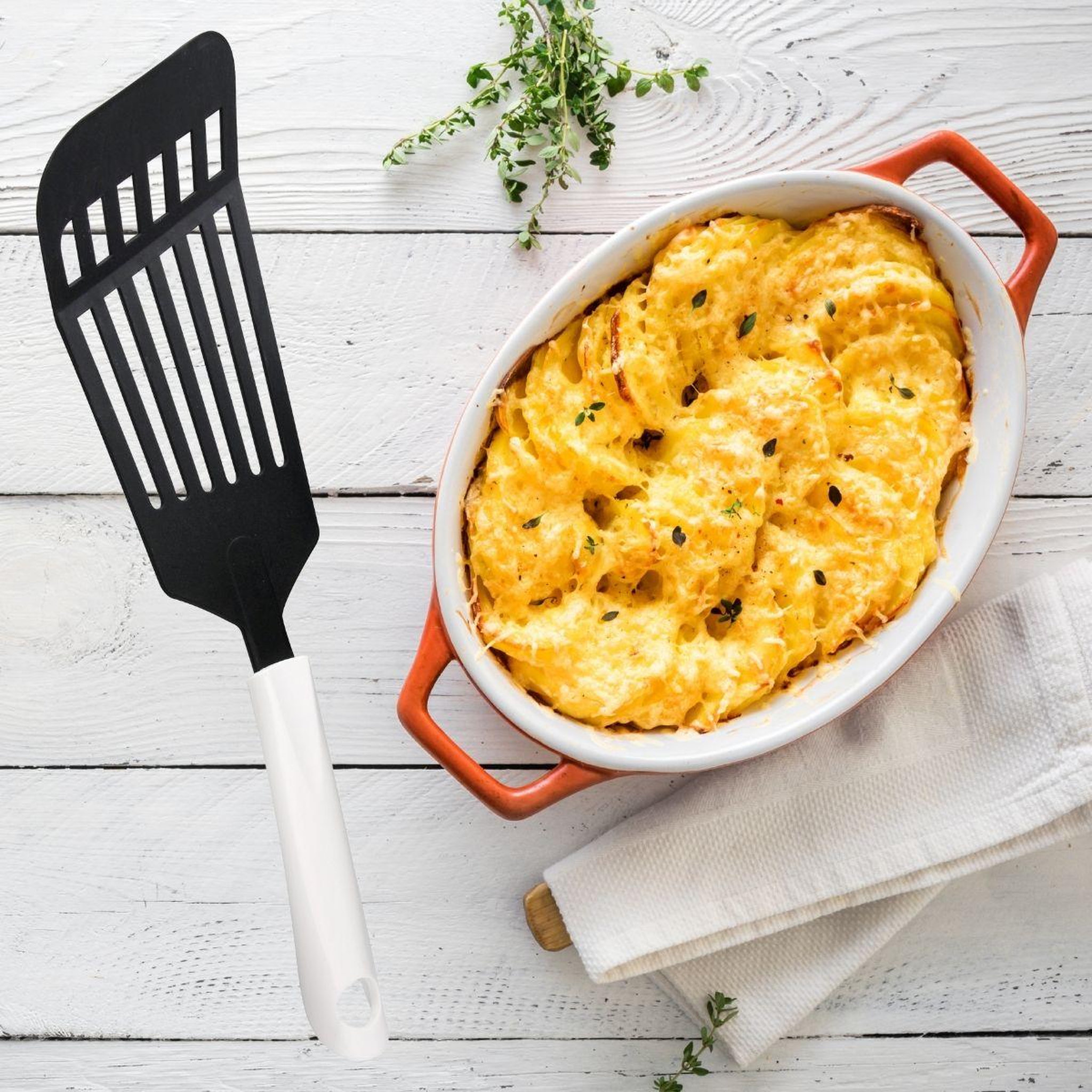 Voir la diapositive 2 : Fackelmann Spatule de cuisine ajourée 32 cm fackelmann arcadalina