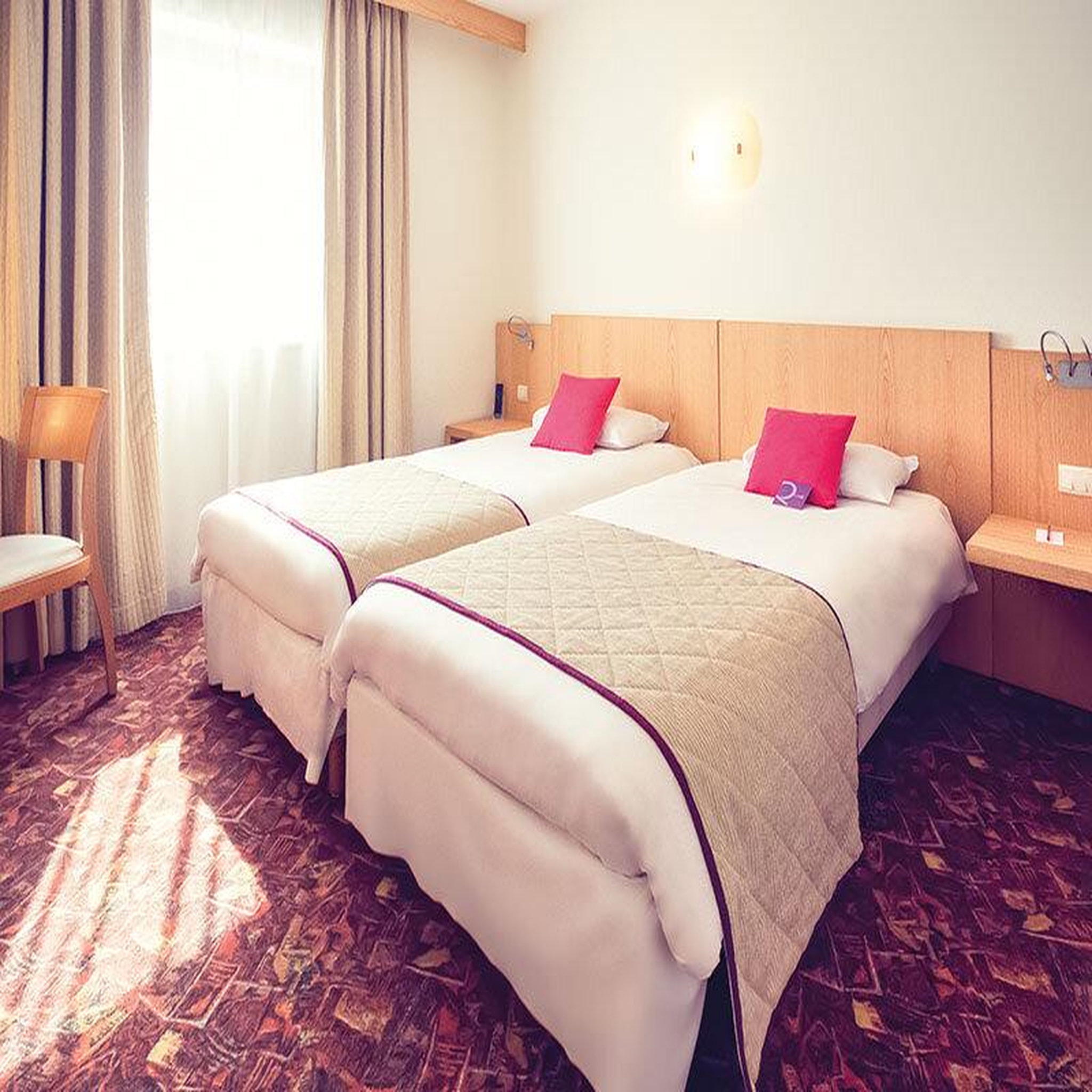 Voir la diapositive 2 : Smartbox Séjour détente et spa en hôtel mercure 4* près de tours - coffret cadeau séjour
