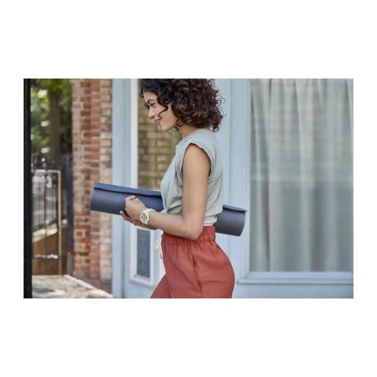 GARMIN GARMIN Vivomove Sport - Montre de sport connectee a aiguilles et ecran tactile - Vert deau silver