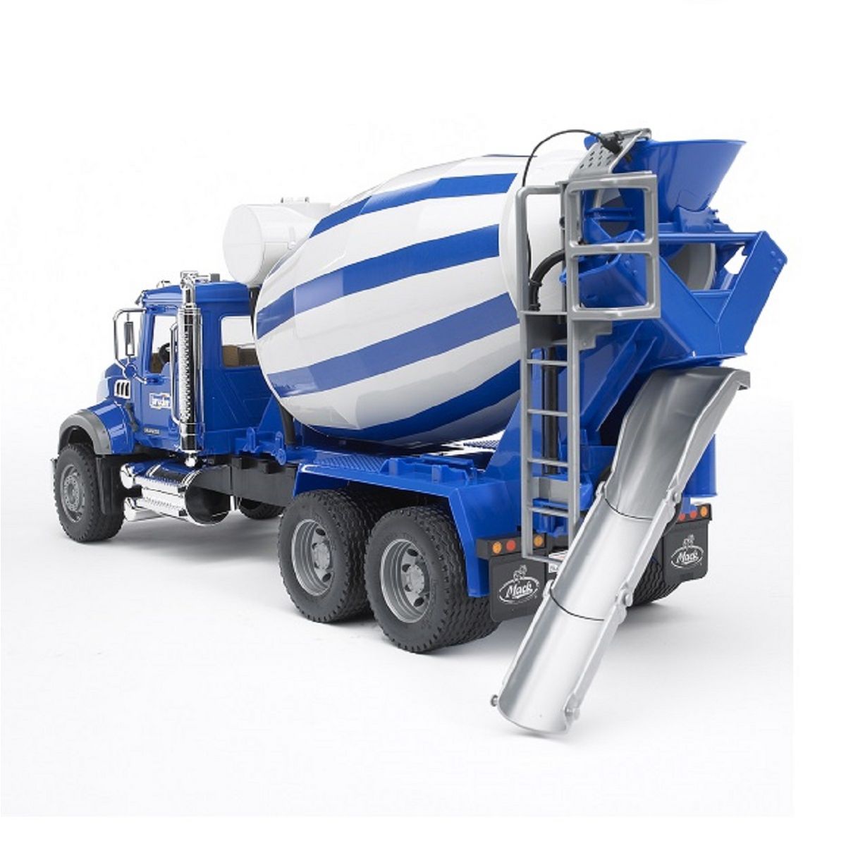 BRUDER Camion toupie à beton mack