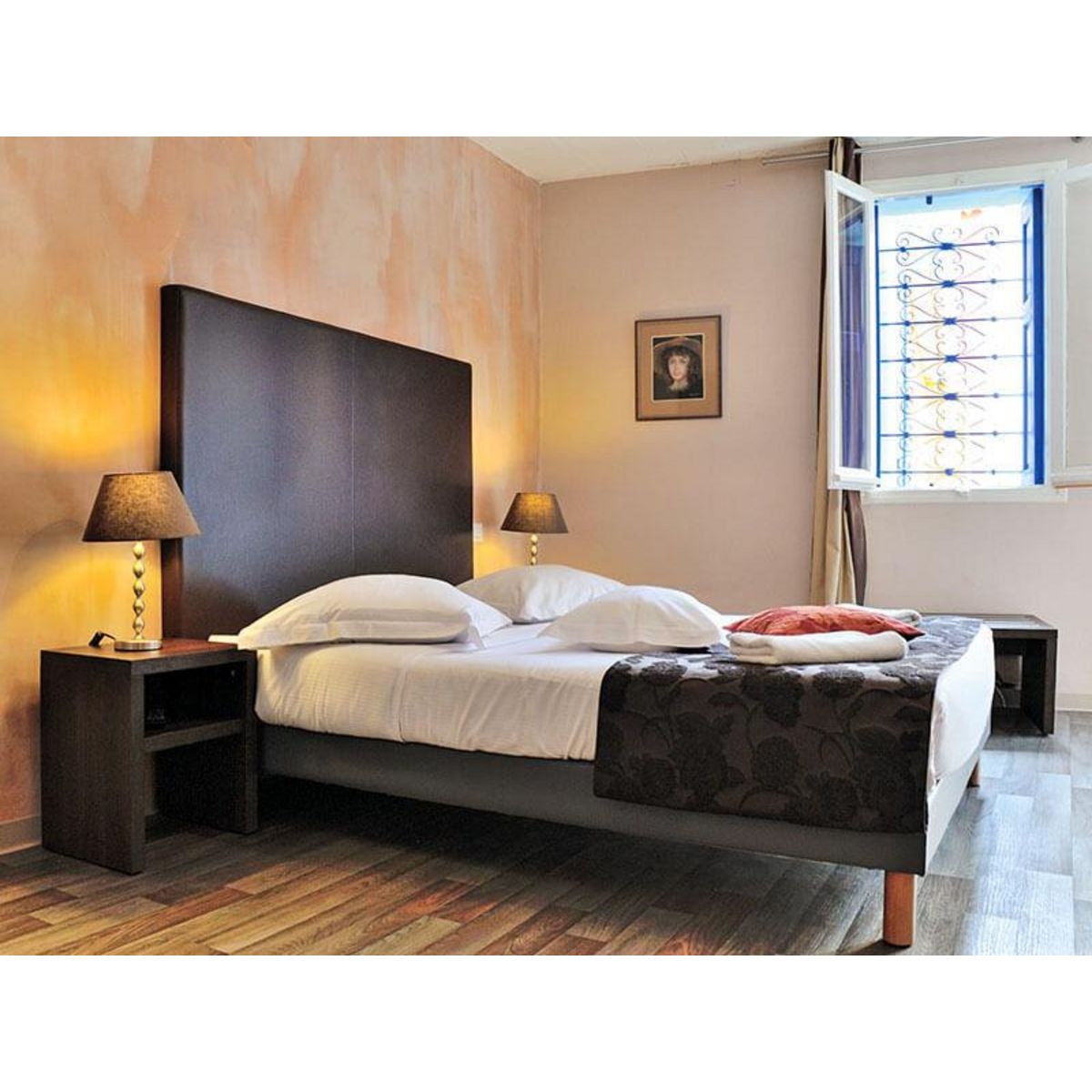 Smartbox Escapade charmante avec dîner et nuit à la campagne - Coffret Cadeau Séjour