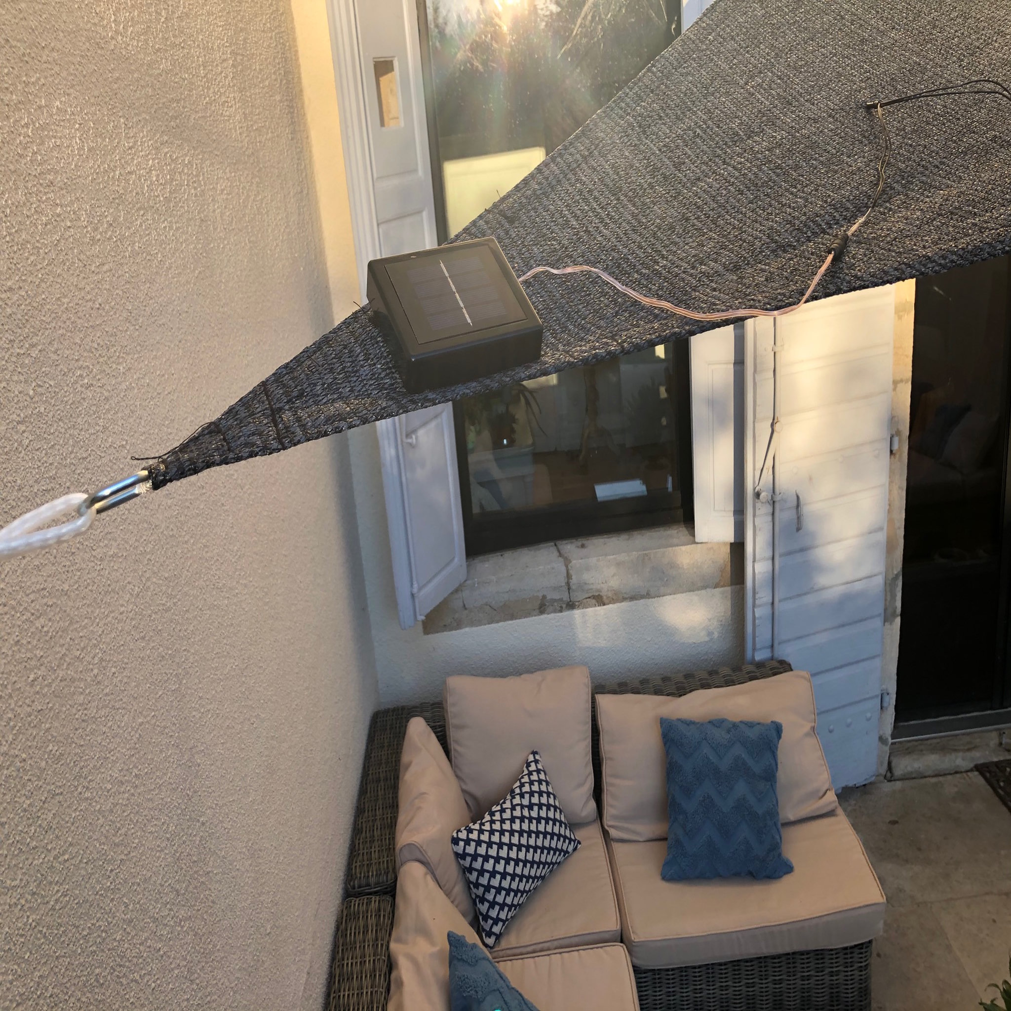 Voir la diapositive 6 : JARDILINE Voile d'ombrage triangulaire avec led ciel étoilé 3m ardoise