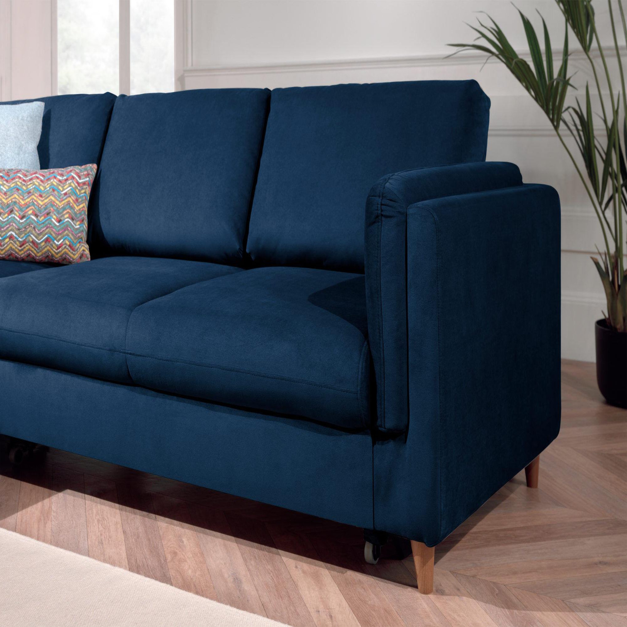 Voir la diapositive 4 : LISA DESIGN Brooke - canapé d'angle gauche - convertible - 5 places - en velours