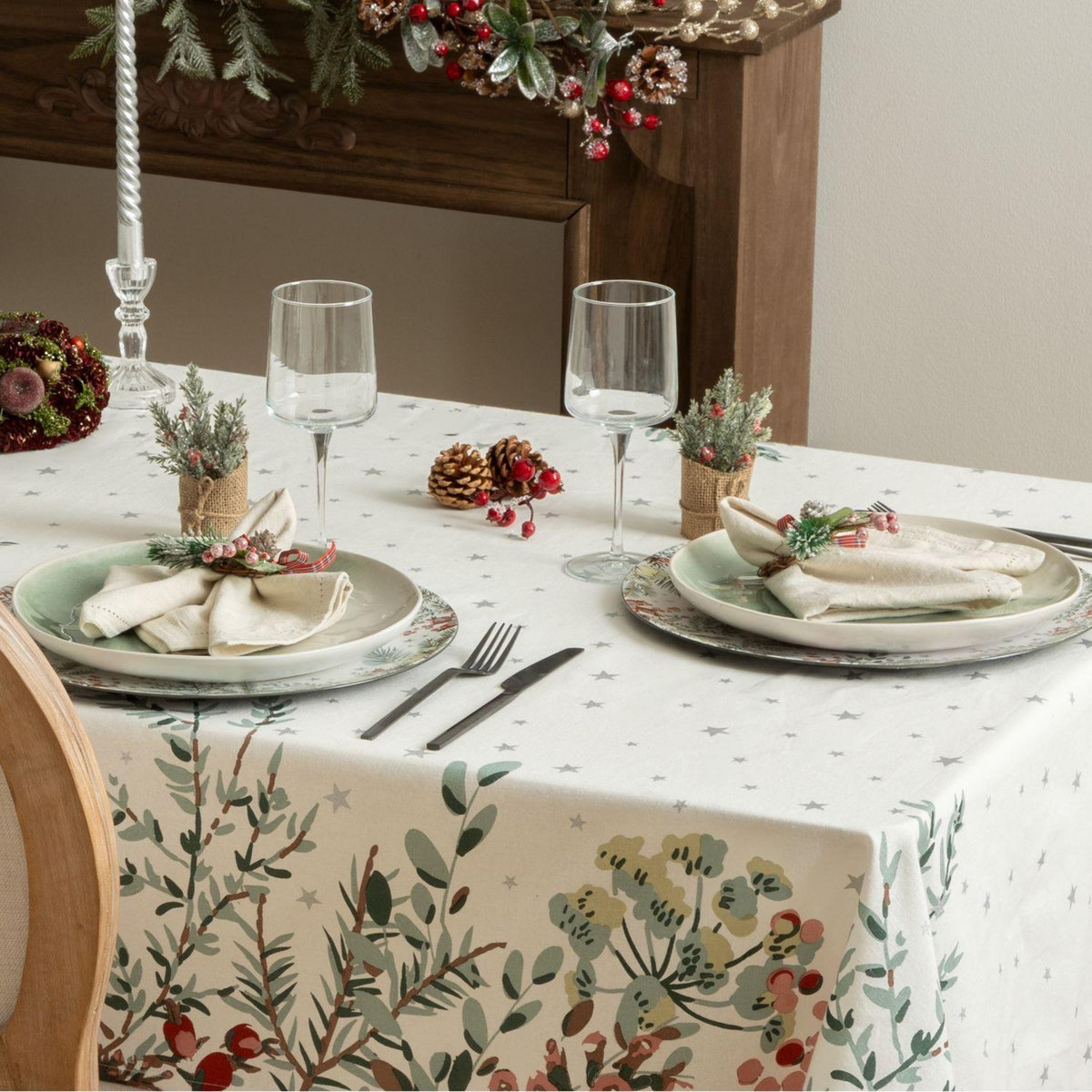 FEERIC LIGHT & CHRISTMAS Nappe de Noël rectangulaire motifs branches et étoiles - 140 x 240 cm - Blanc