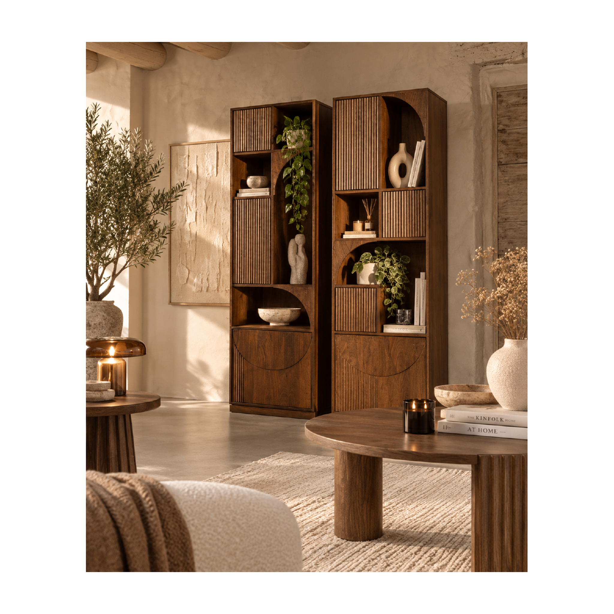 Voir la diapositive 2 : JLC KREATION Bibliothèque en manguier 180 cm 4 portes mira