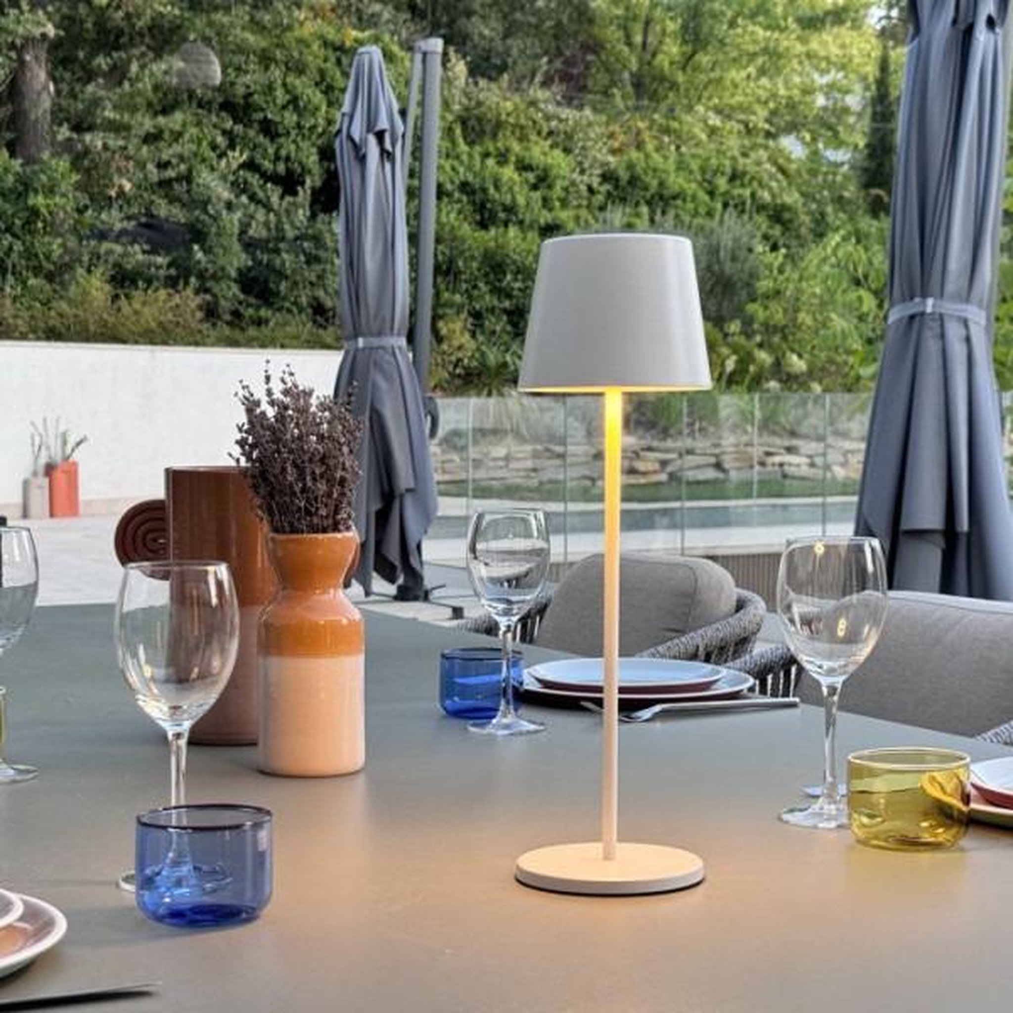 Voir la diapositive 2 : Lumisky Lampe de table de table sans fil LED dimmable blanc
