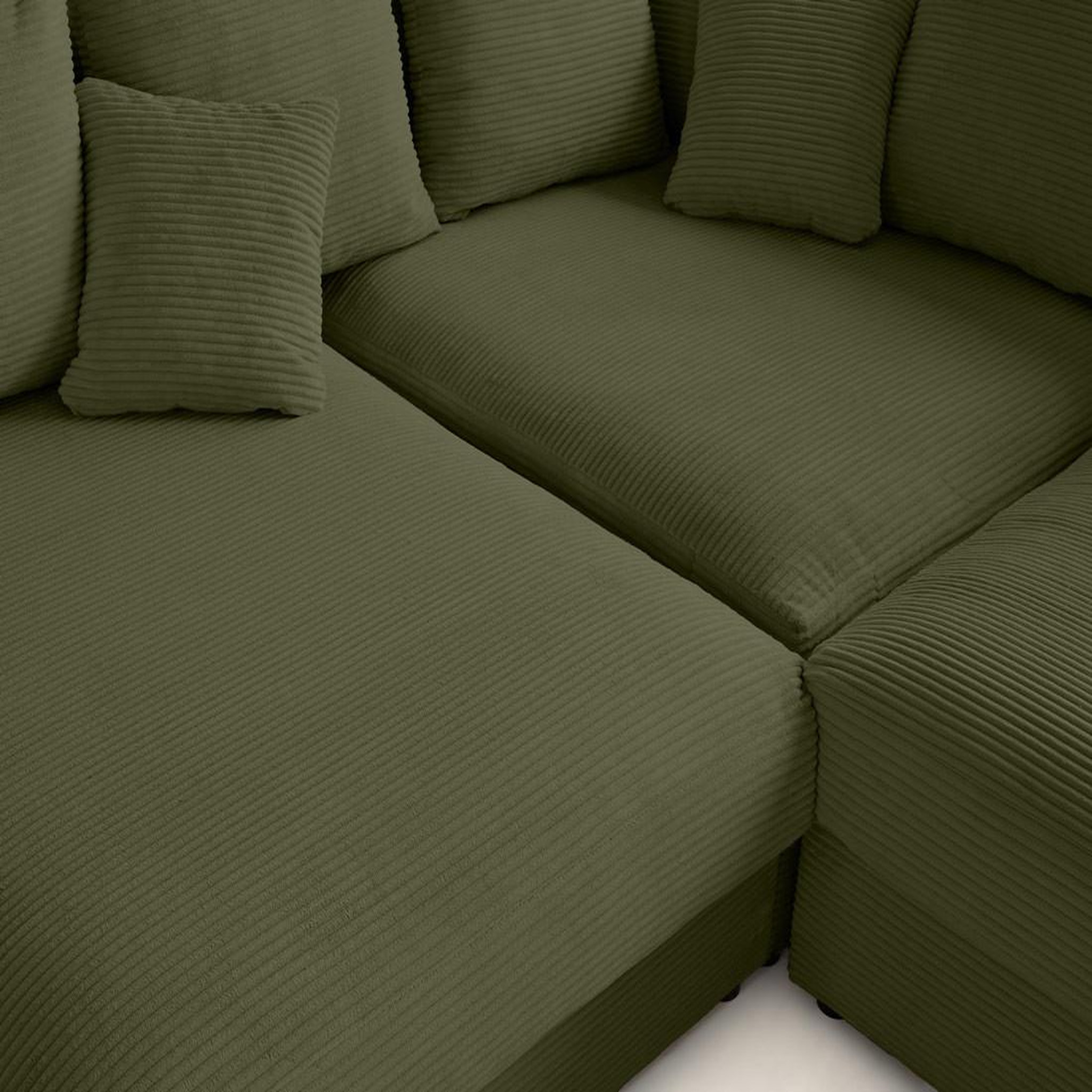 Voir la diapositive 6 : LISA DESIGN Aspen - canapé d'angle réversible 5 places - assise profonde - en velours côtelé