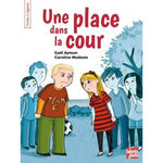 UNE PLACE DANS LA COUR, Aymon Gaël
