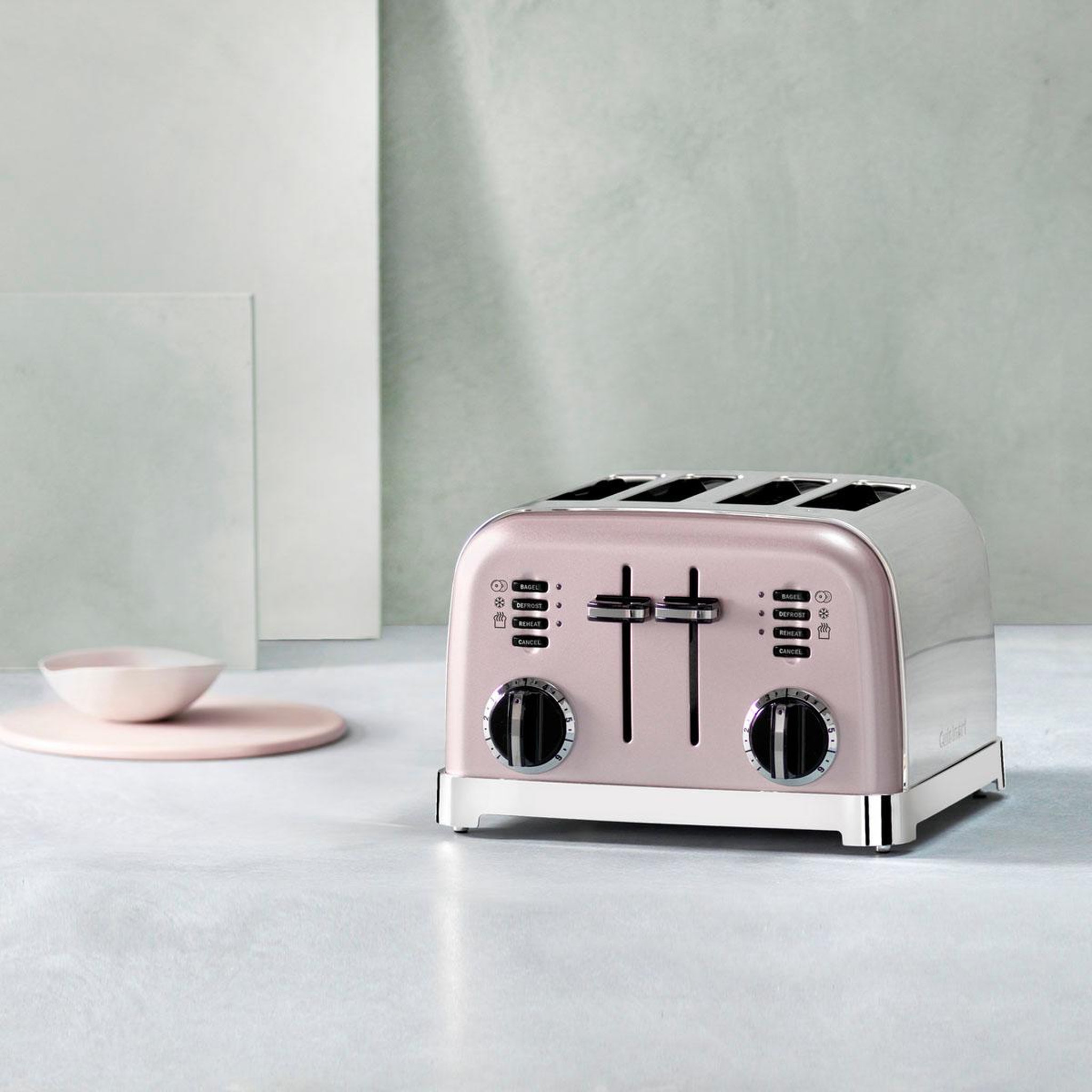 Voir la diapositive 2 : Cuisinart Grille-pain 4 fentes 1800w rose vintage - cpt180pie