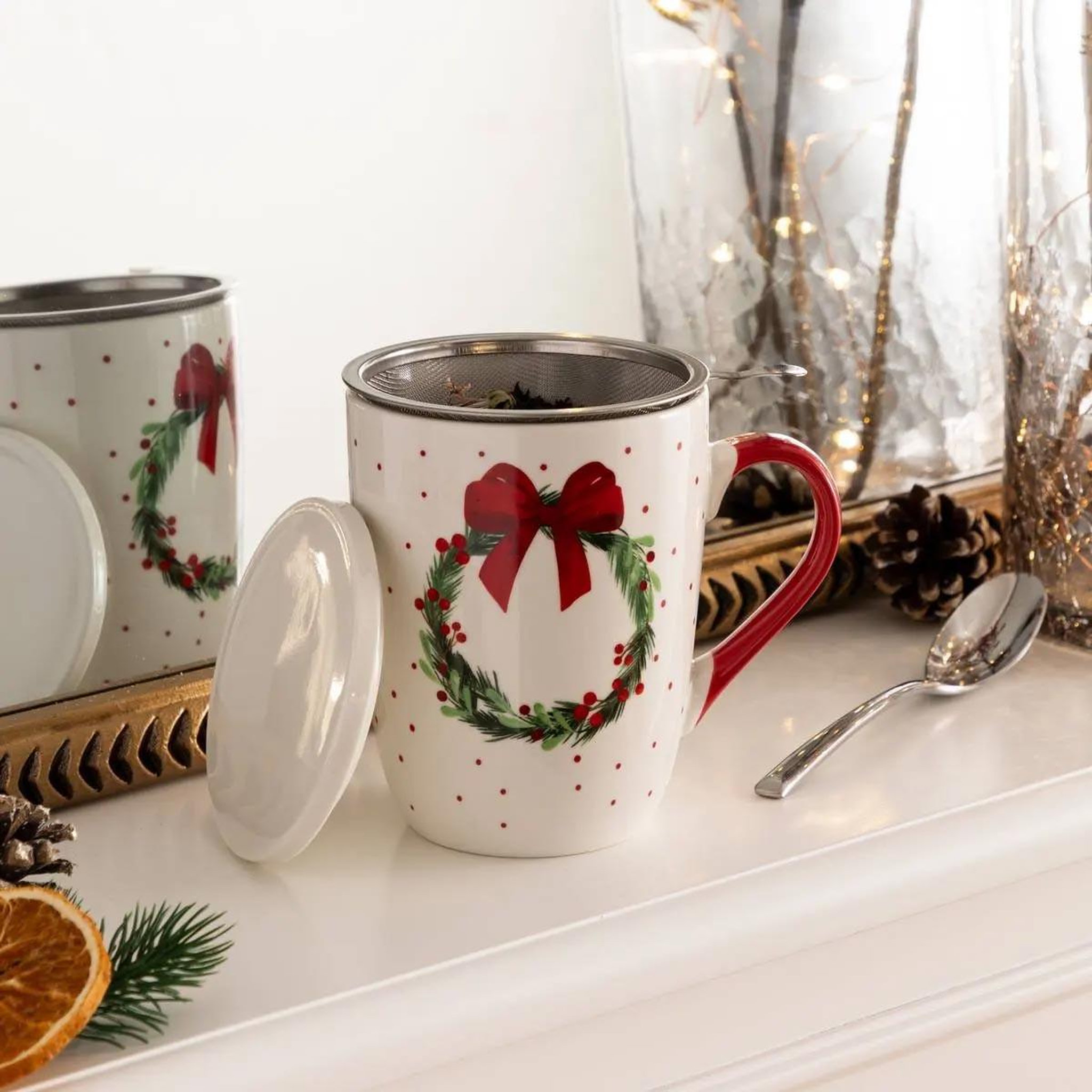 Voir la diapositive 5 : ATMOSPHERA Tisanière en porcelaine  couronne de noël  55cl blanc