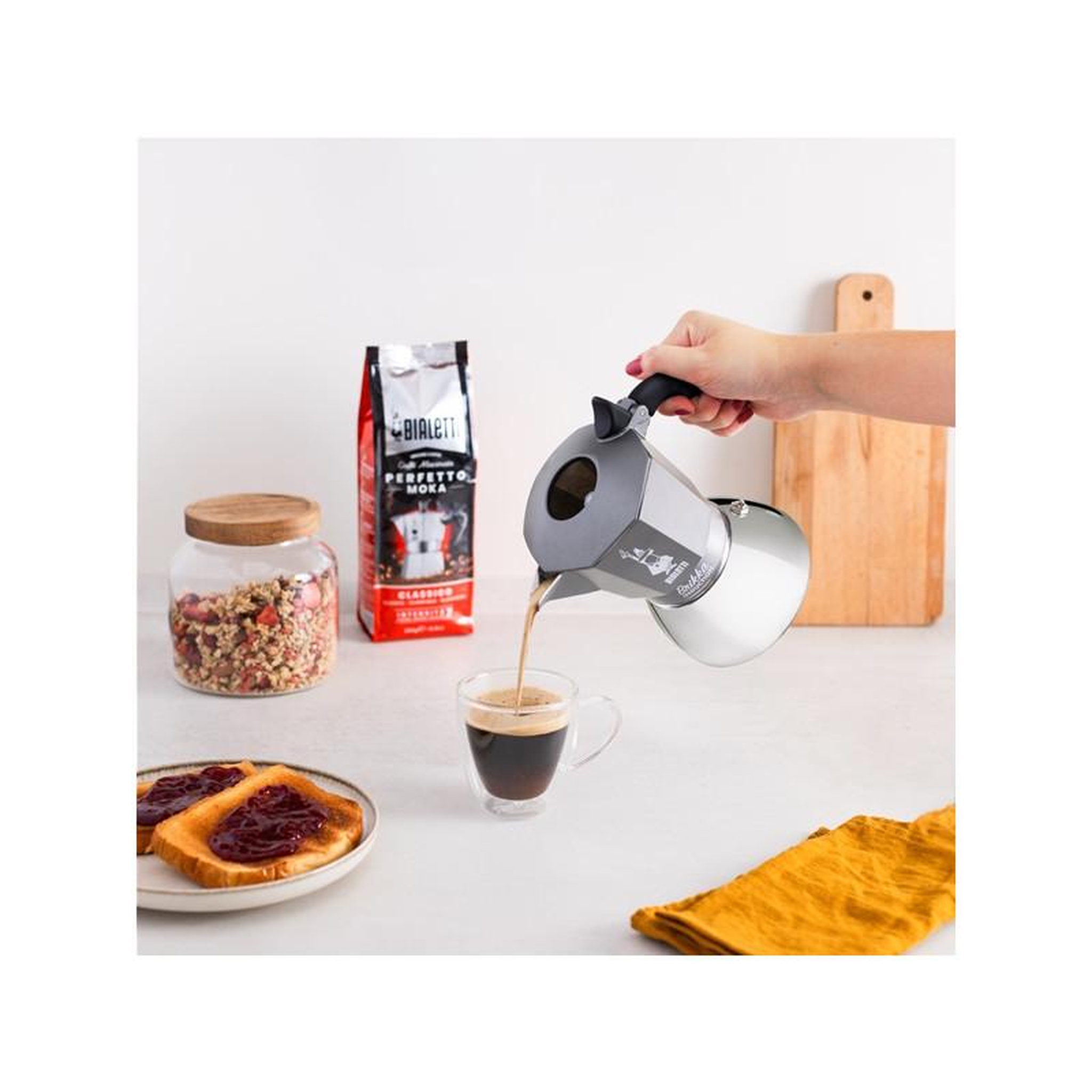 Voir la diapositive 5 : BIALETTI Cafetière italienne 4 tasses noir - 0007317