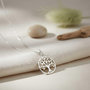 Voir la diapositive 2 : L'ATELIER D'AZUR Pendentif Or Blanc Arbre de Vie - Chaine Argentée Offerte - Femme