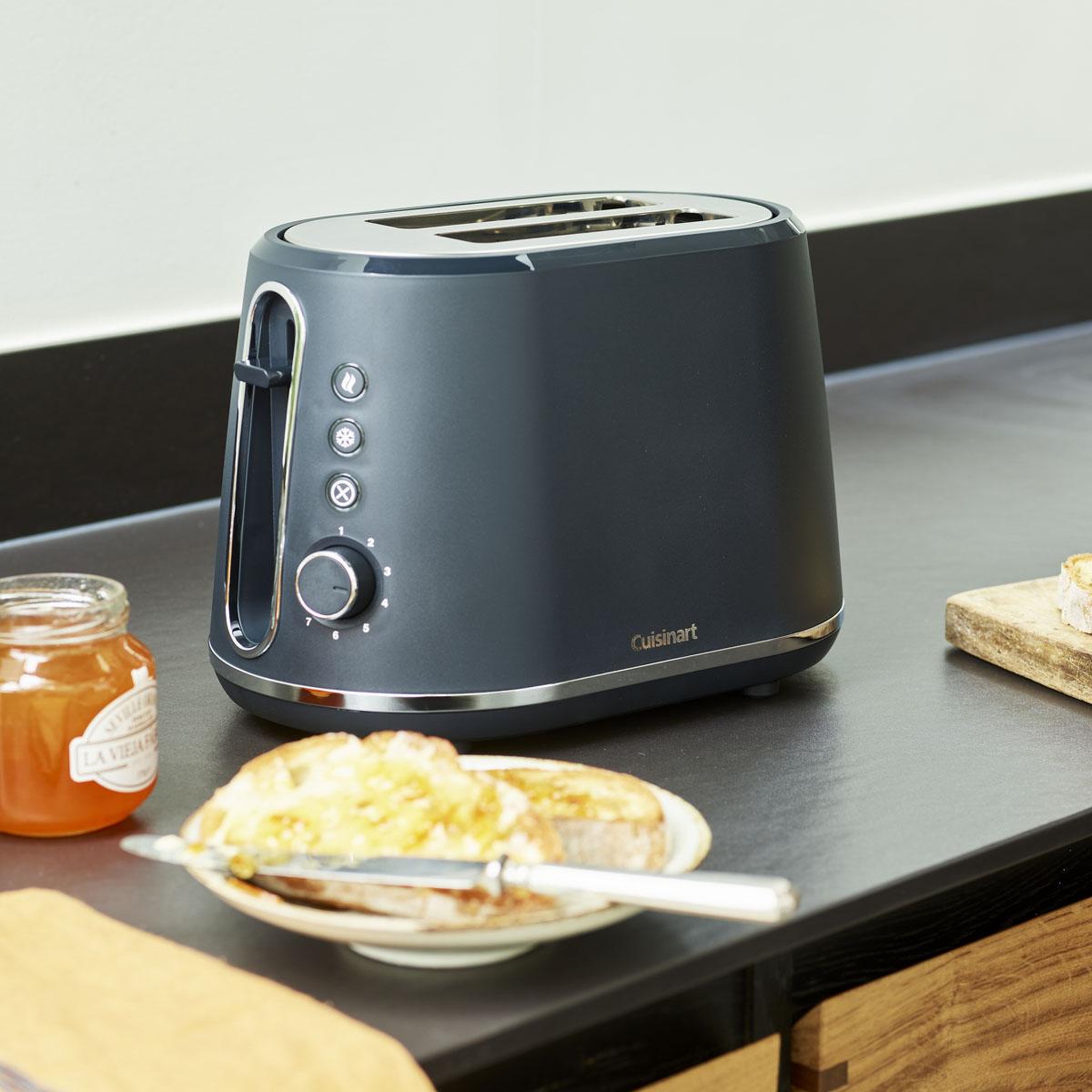 Voir la diapositive 2 : Cuisinart Grille-pain 2 fentes 1800w - cpt780e