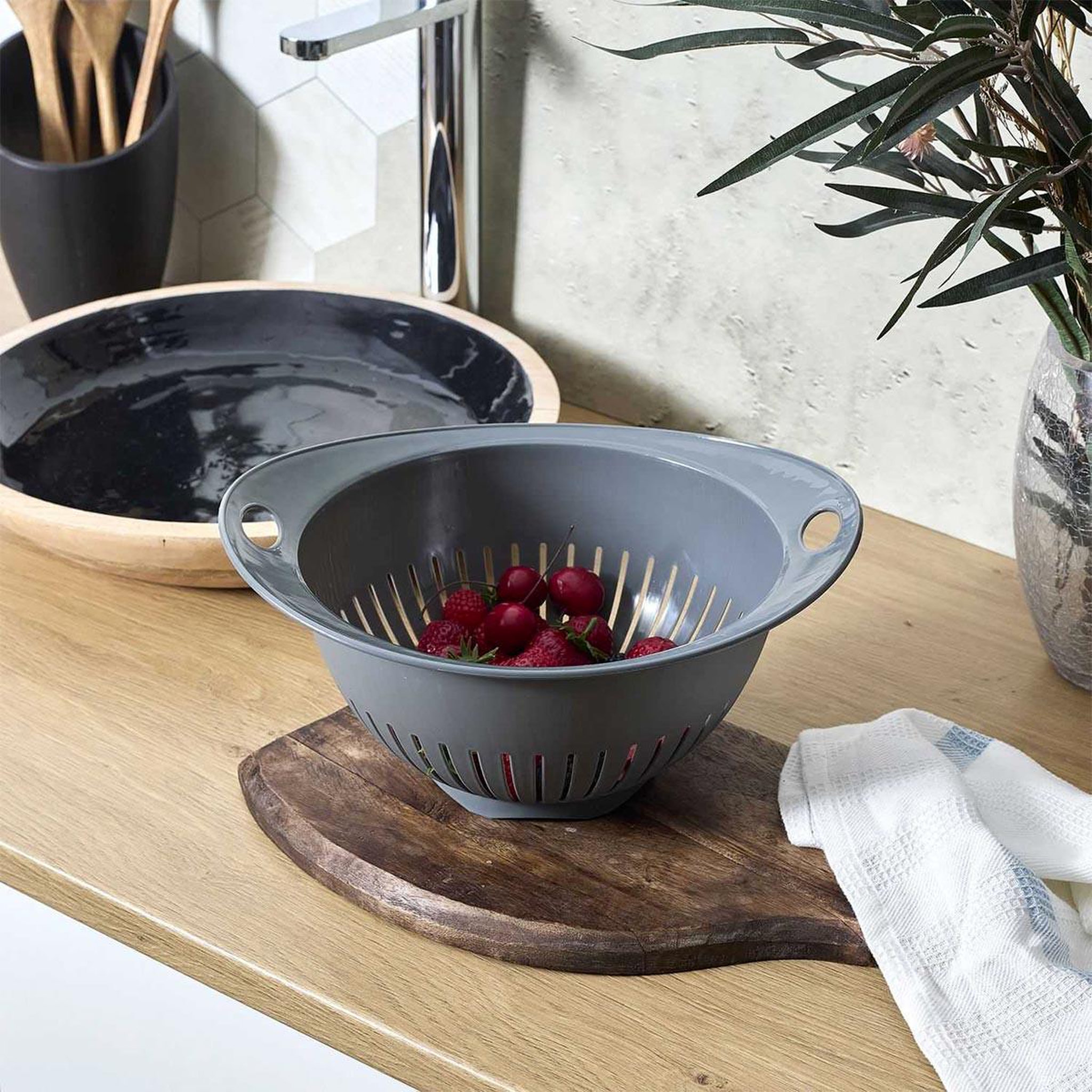 Voir la diapositive 5 : COOK CONCEPT Passoire ronde  sylvester  30cm gris