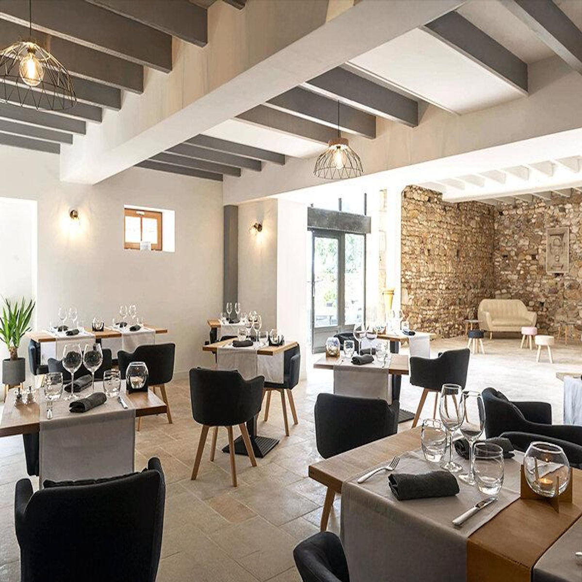 Smartbox Multi-séjour Prestige avec activité détente ou sensations fortes pour une fille en or - Coffret Cadeau Multi-thèmes