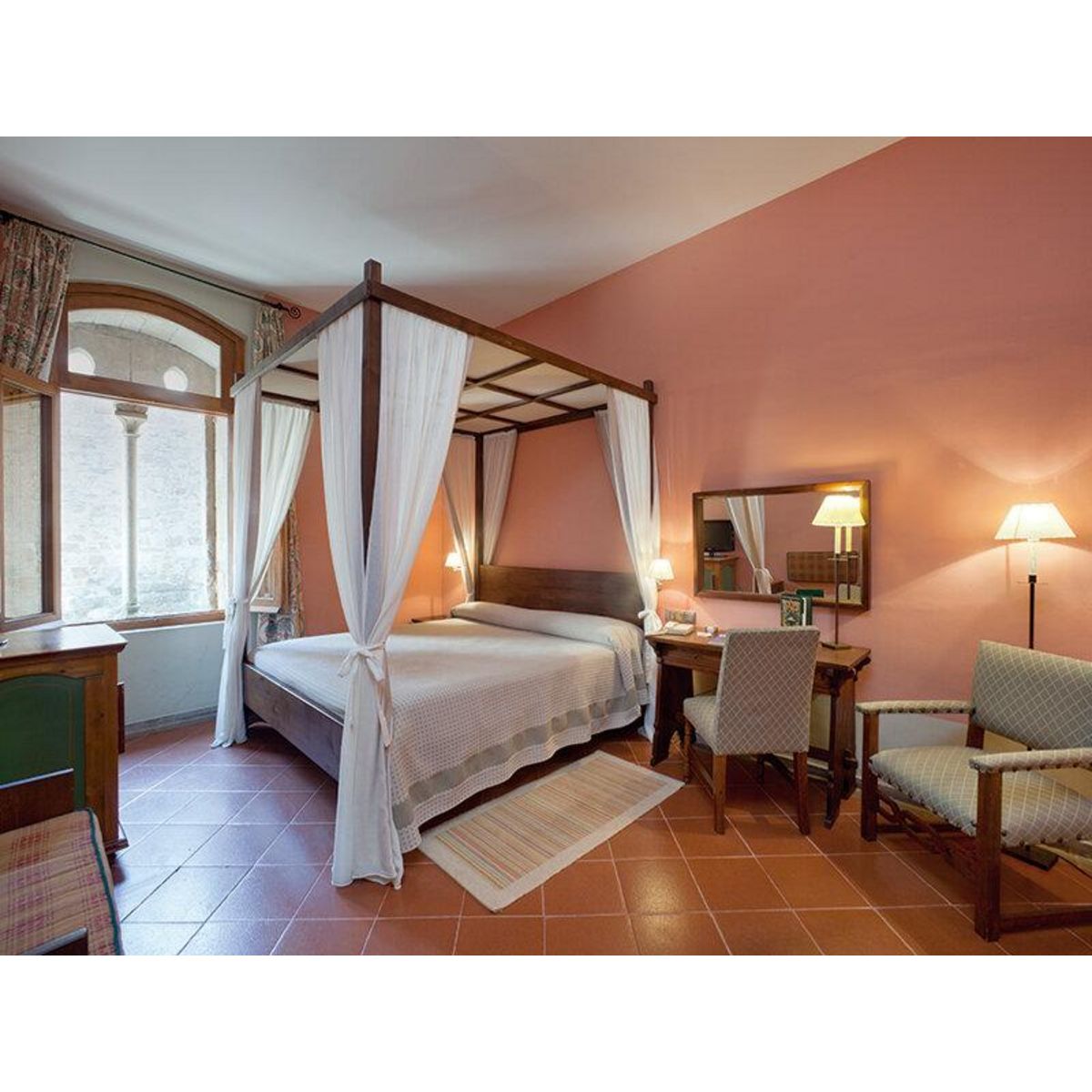 Smartbox Élégant séjour ibérique : 2 nuits dans une demeure d'époque en Espagne - Coffret Cadeau Séjour